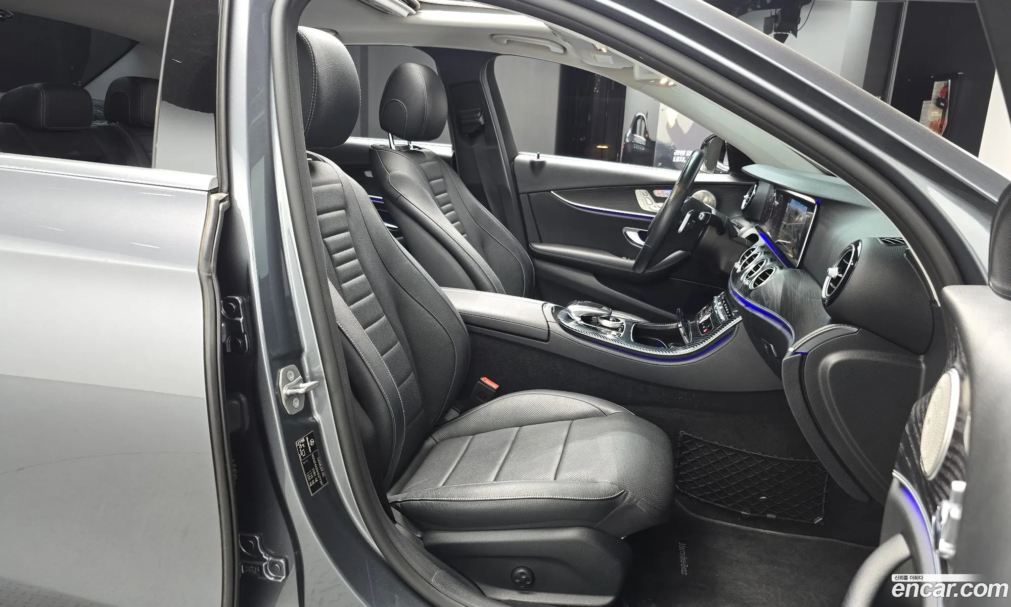 Mercedes-Benz E-Class W213 2017 WDDZF4KB3HA277247 — 25