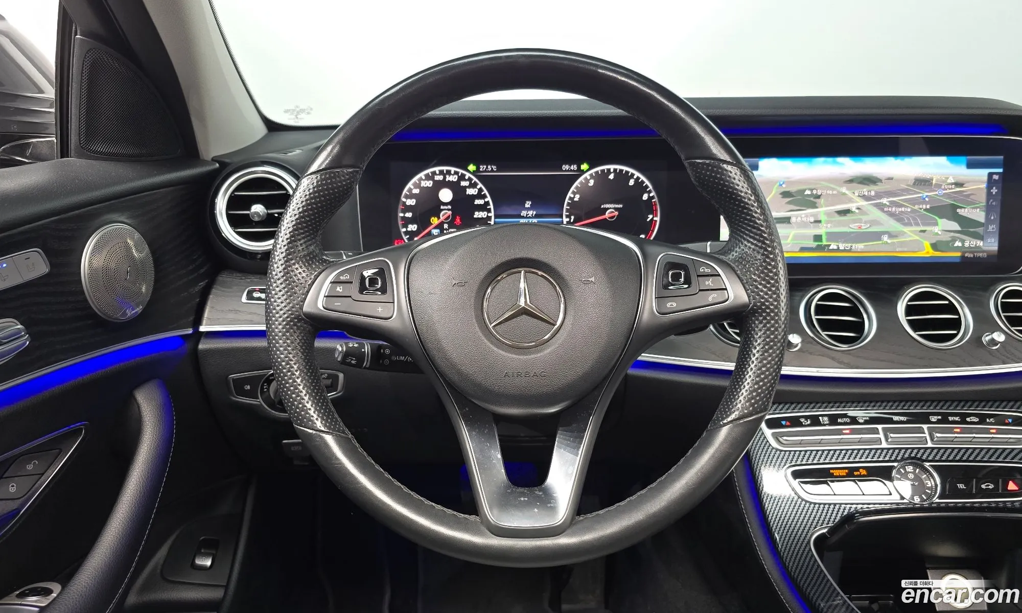 Mercedes-Benz E-Class W213 2017 WDDZF4KB3HA277247 — 30
