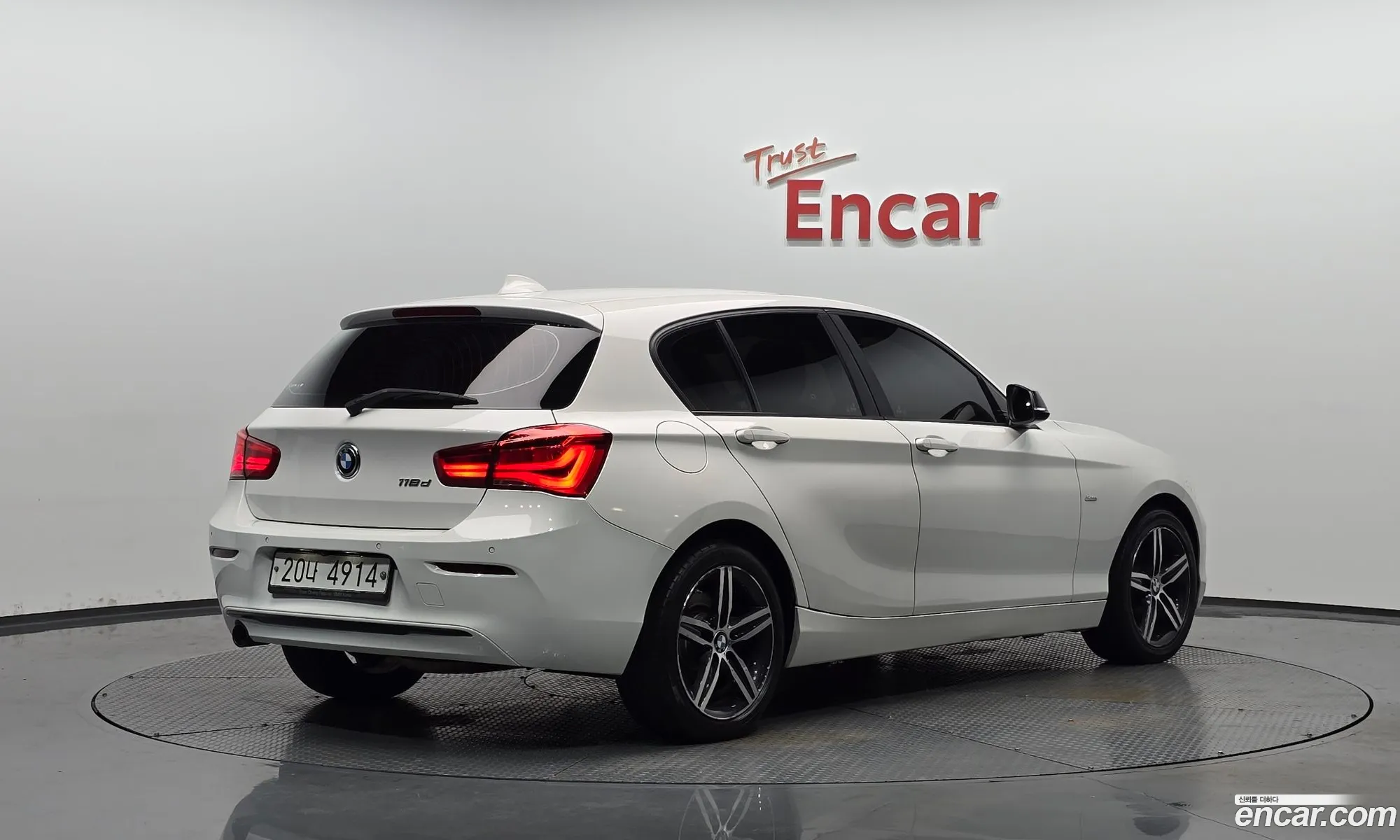 BMW 1 Series 2018 — 31