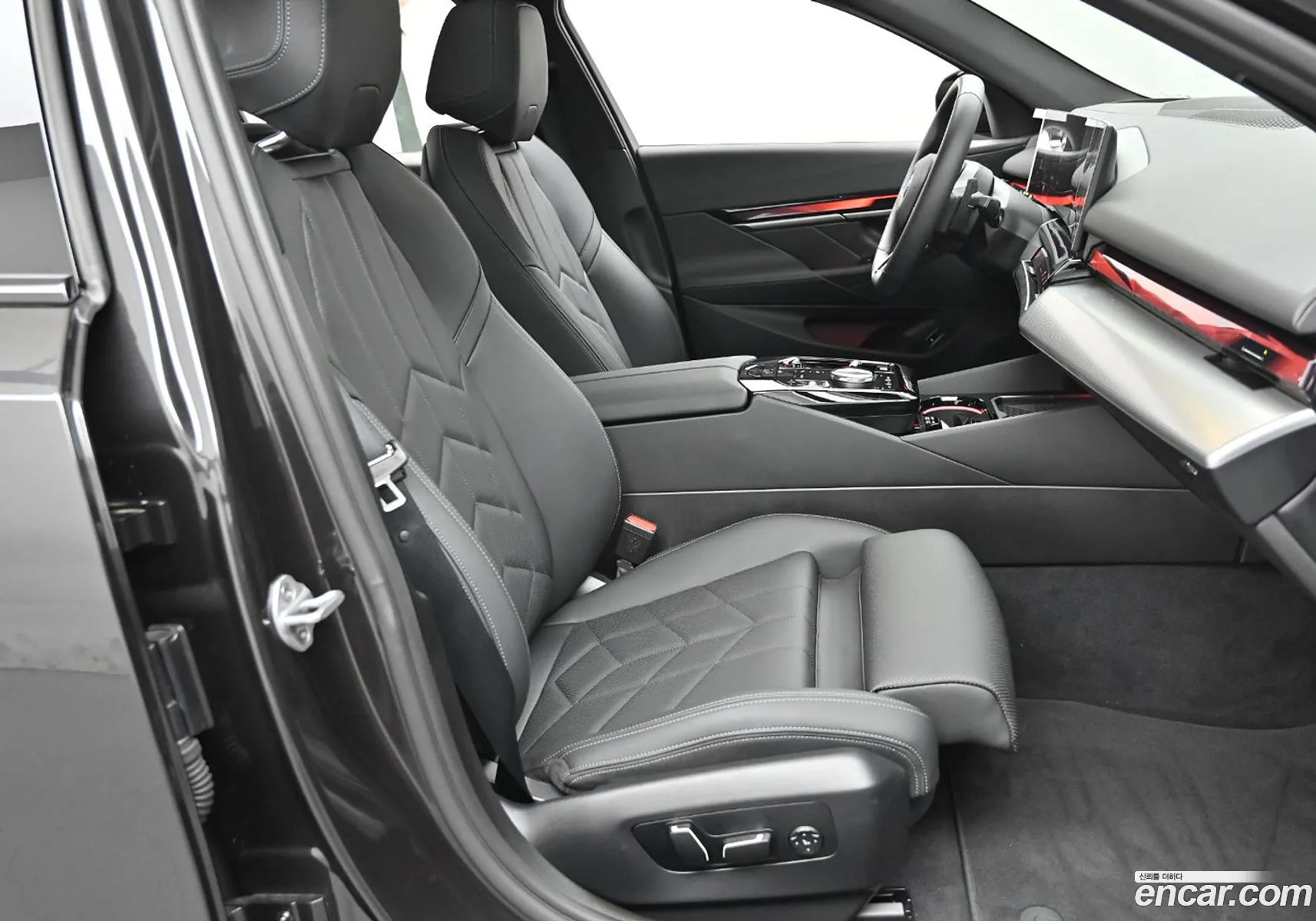 BMW 5 Series 2026 — 8