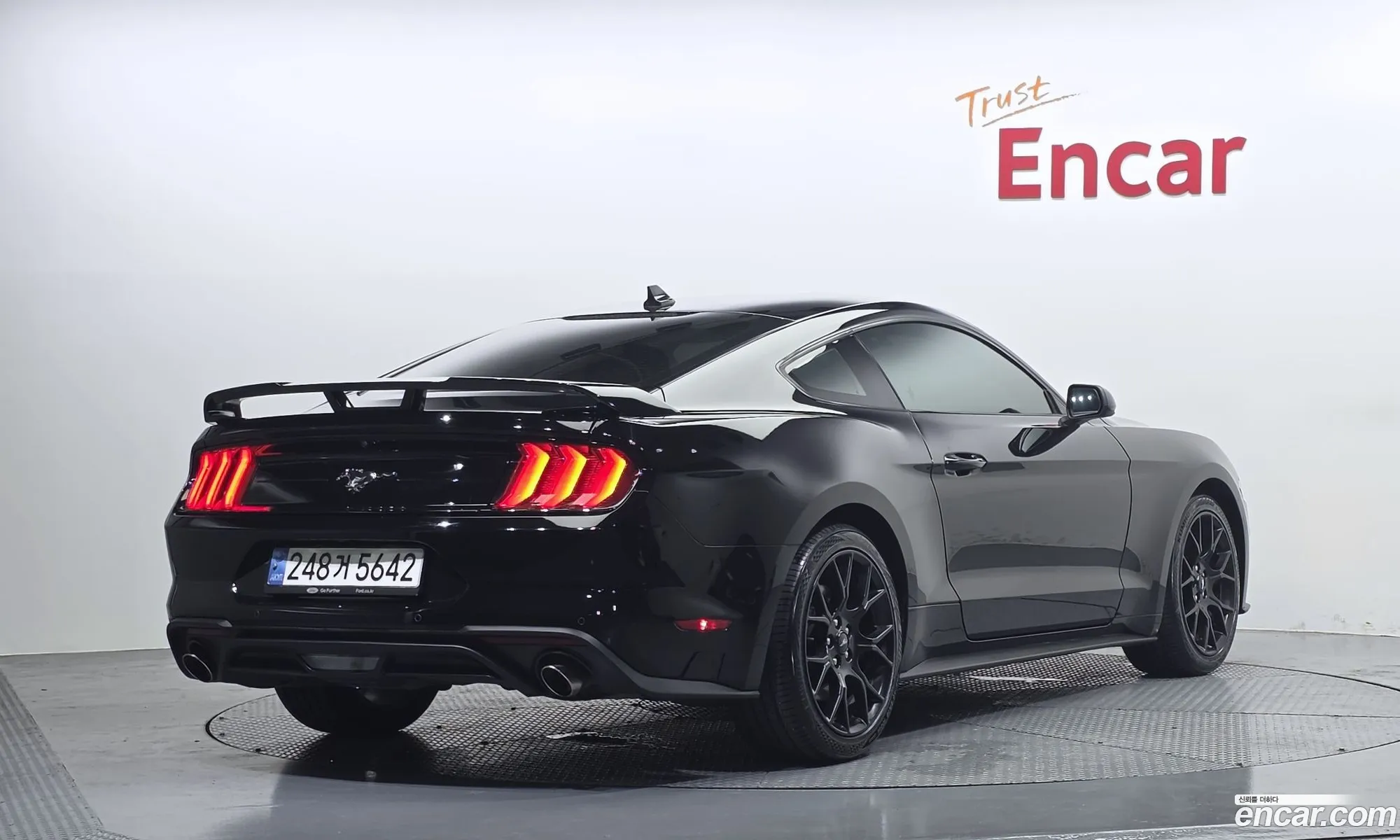 Ford Mustang 2022 — 7