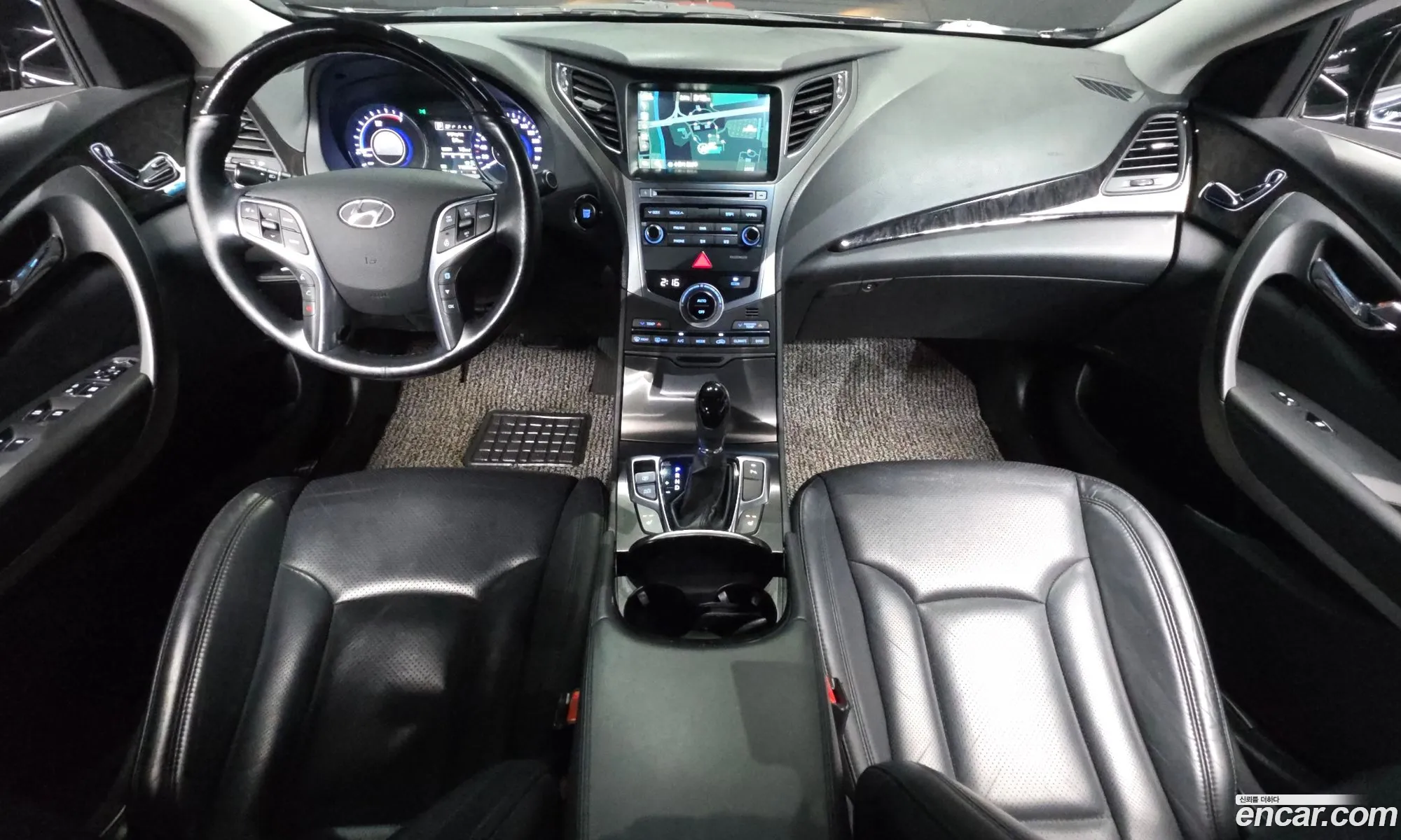 Hyundai Grandeur HG Hybrid 2015 — 2
