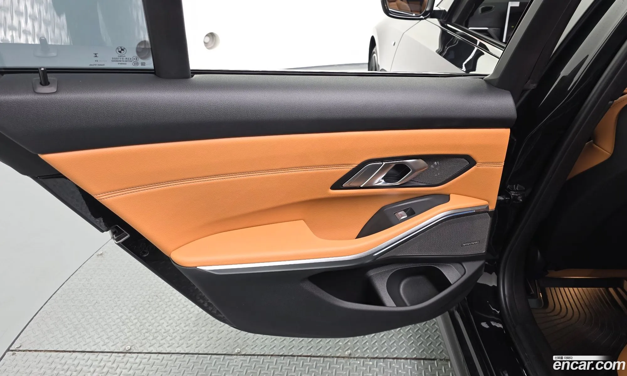 BMW 3 Series 2023 WBA41FS0XPFR20737 — 24
