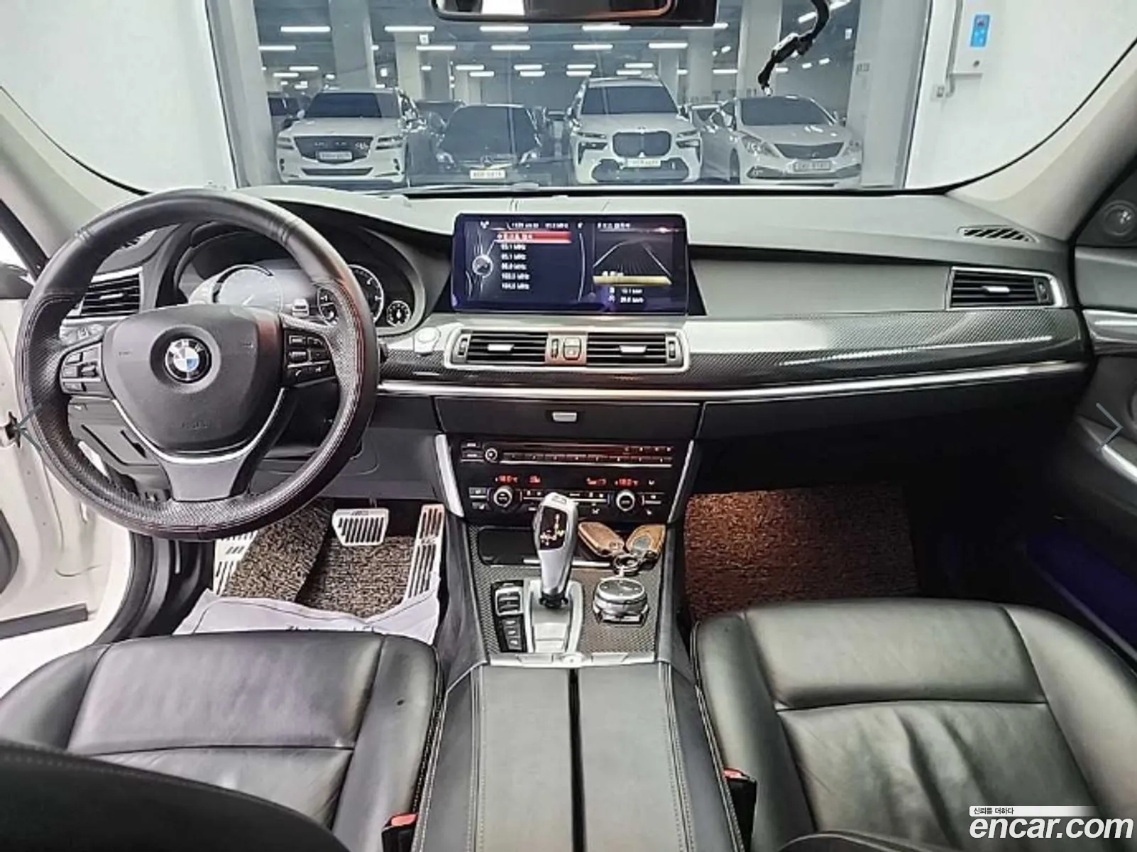 BMW 5 Series GT 2015 — 10