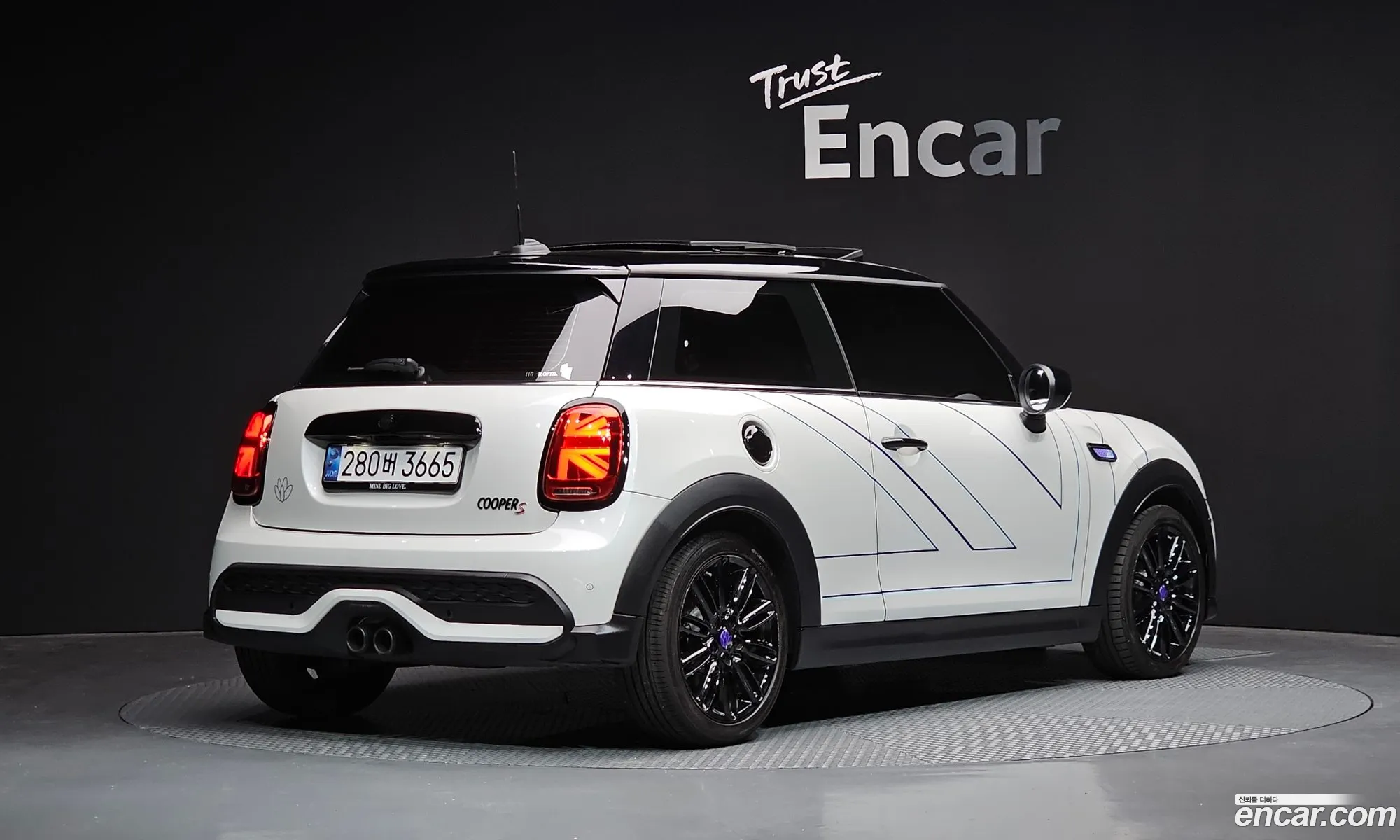 Mini Cooper S 2024 — 2