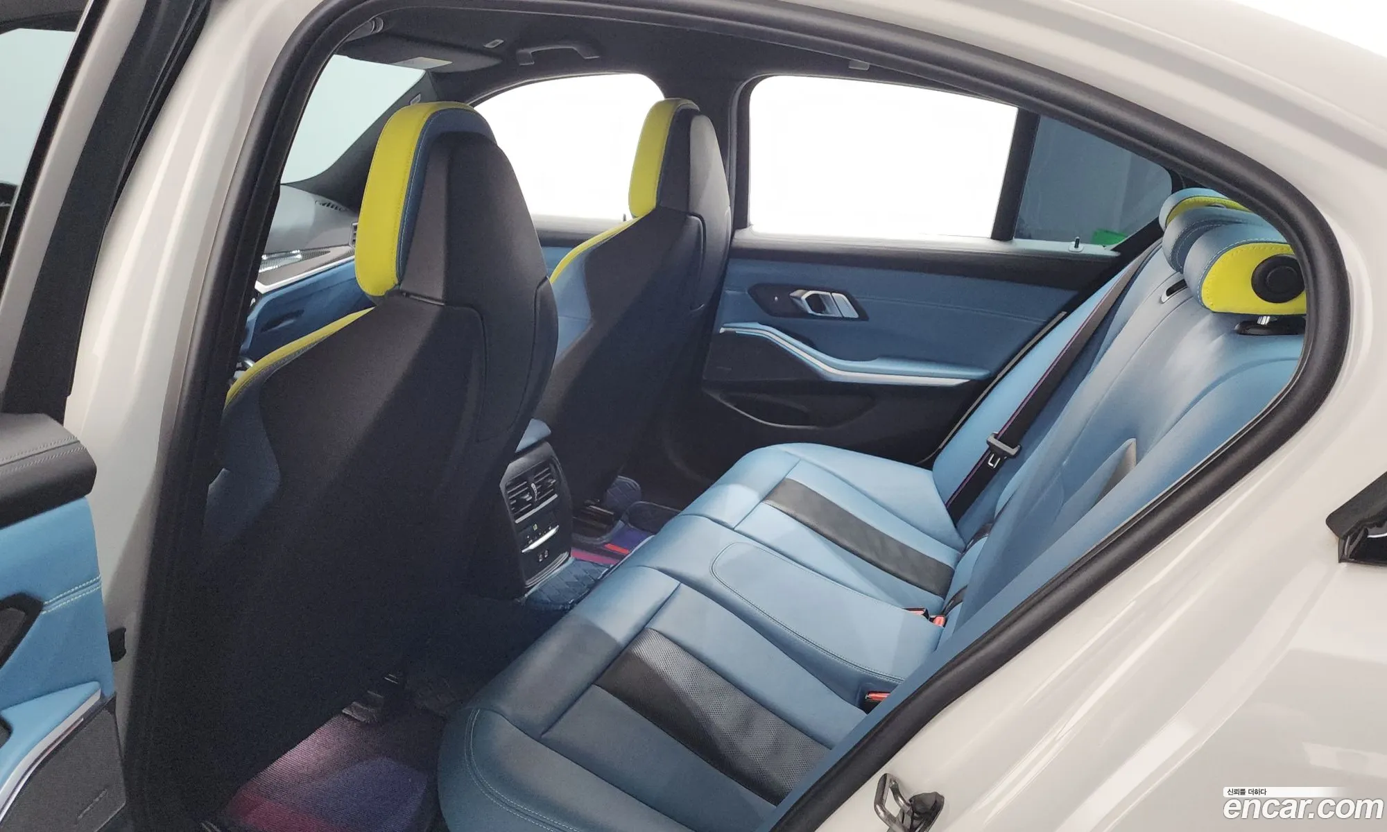 BMW M3 2023 — 19