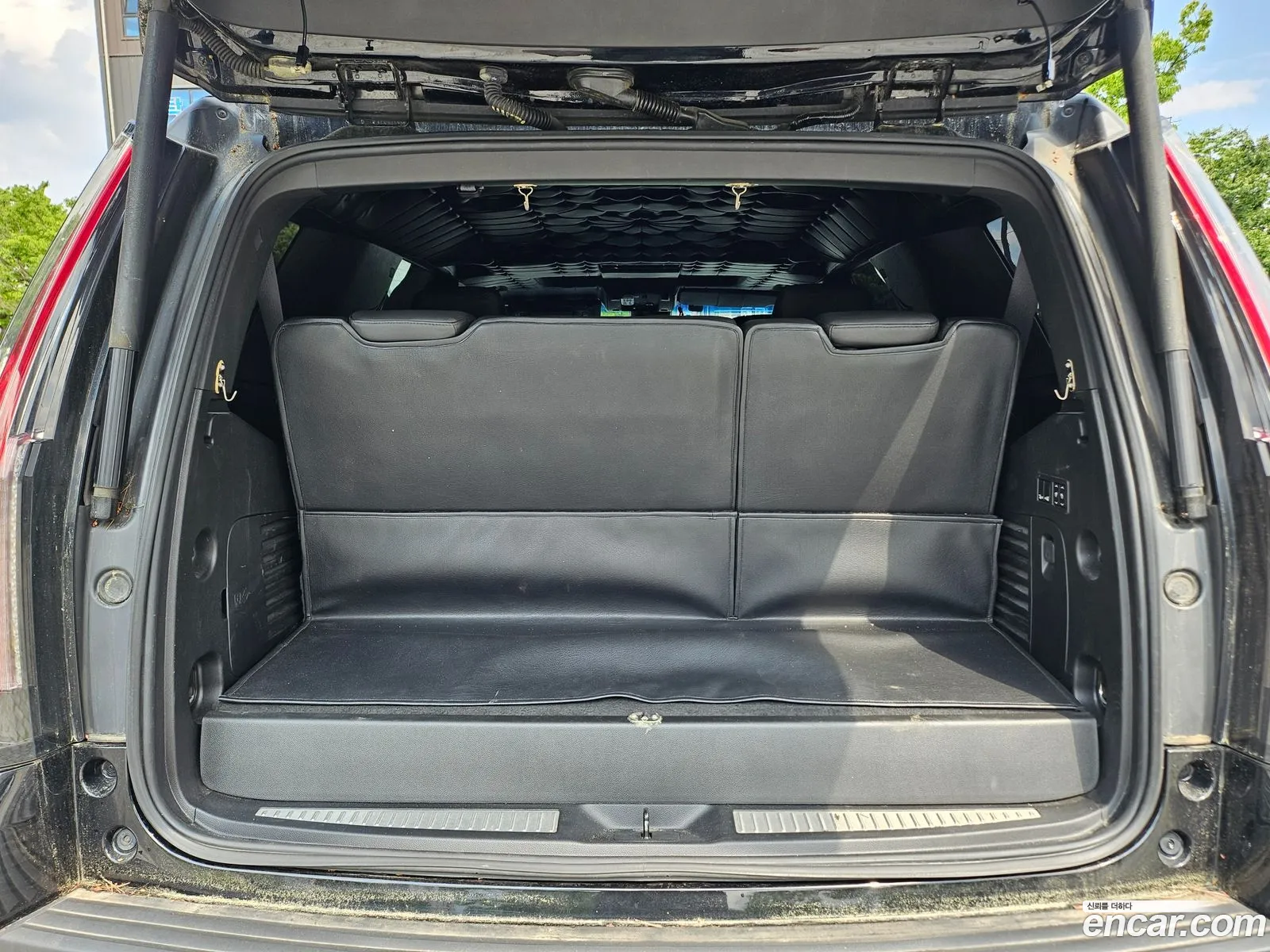 Cadillac Escalade 2019 — 8