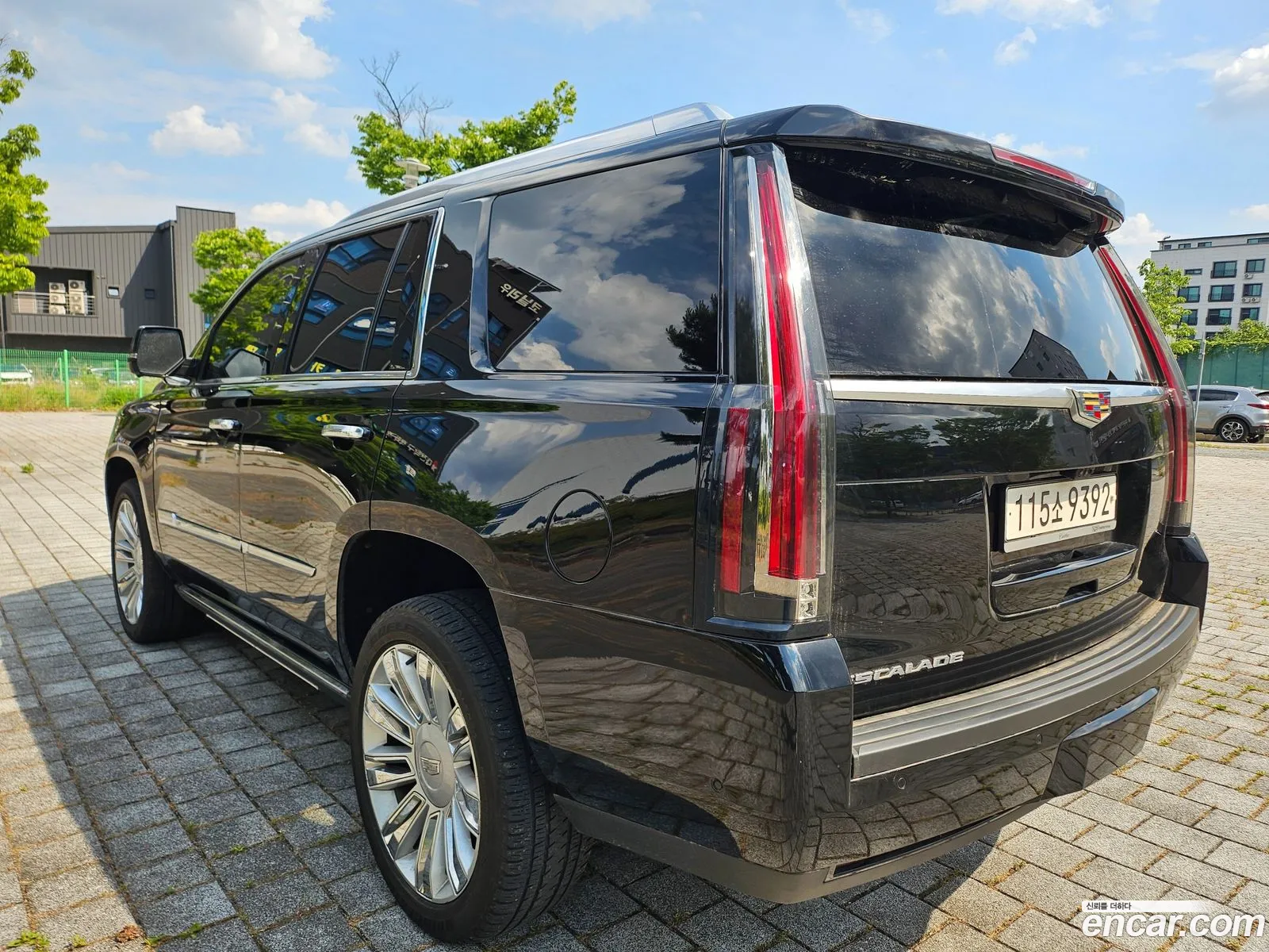 Cadillac Escalade 2019 — 14