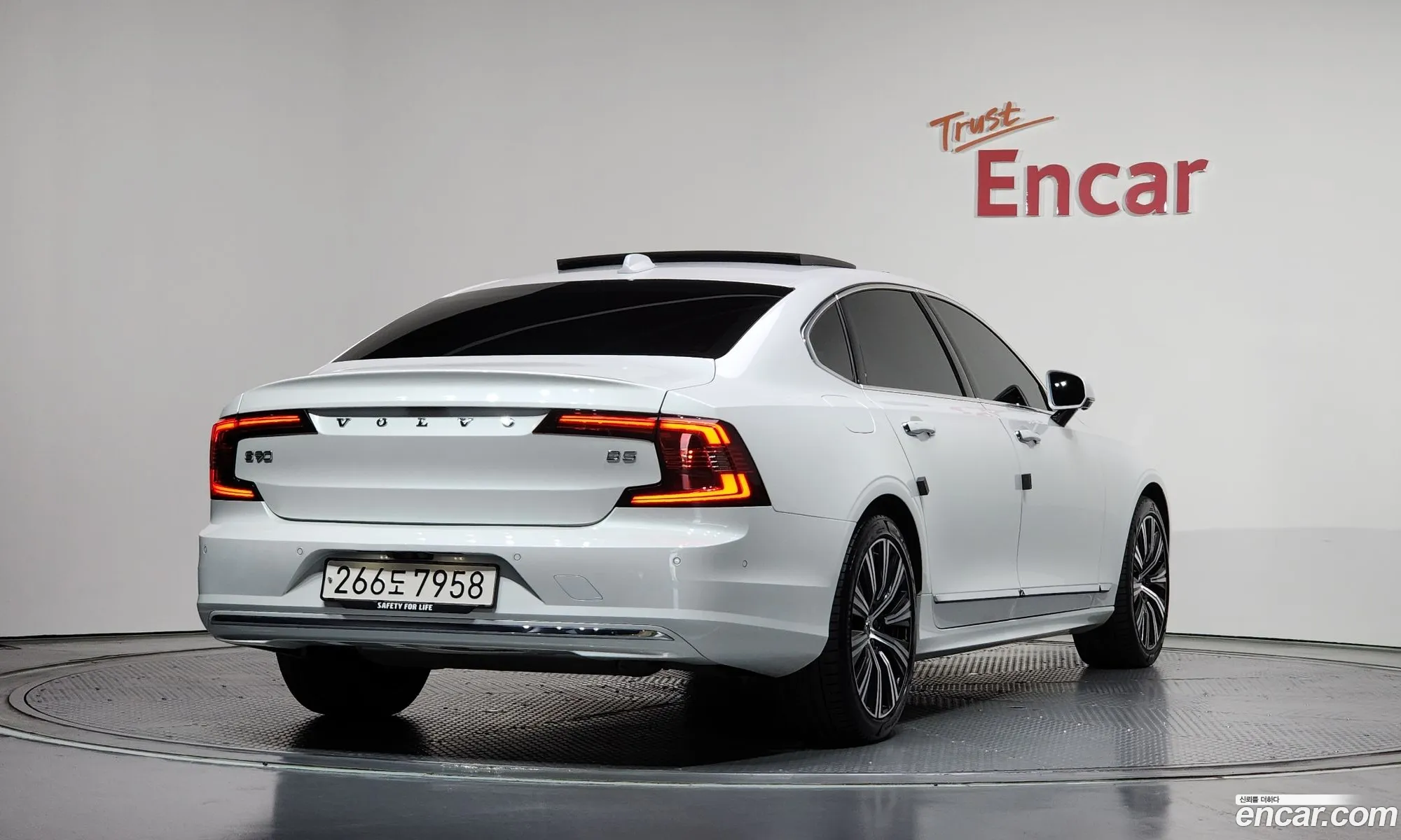 Volvo S90 2023 LVYPTL125PP334770 — 21