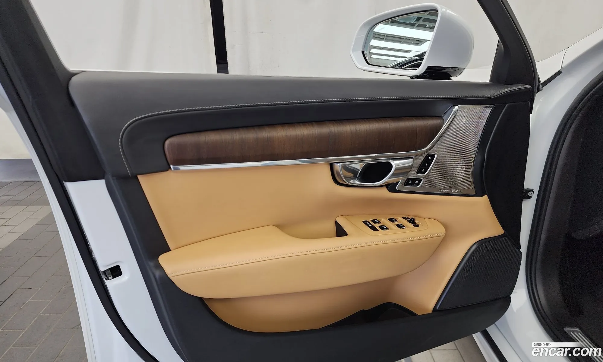 Volvo S90 2023 LVYPTL125PP334770 — 33