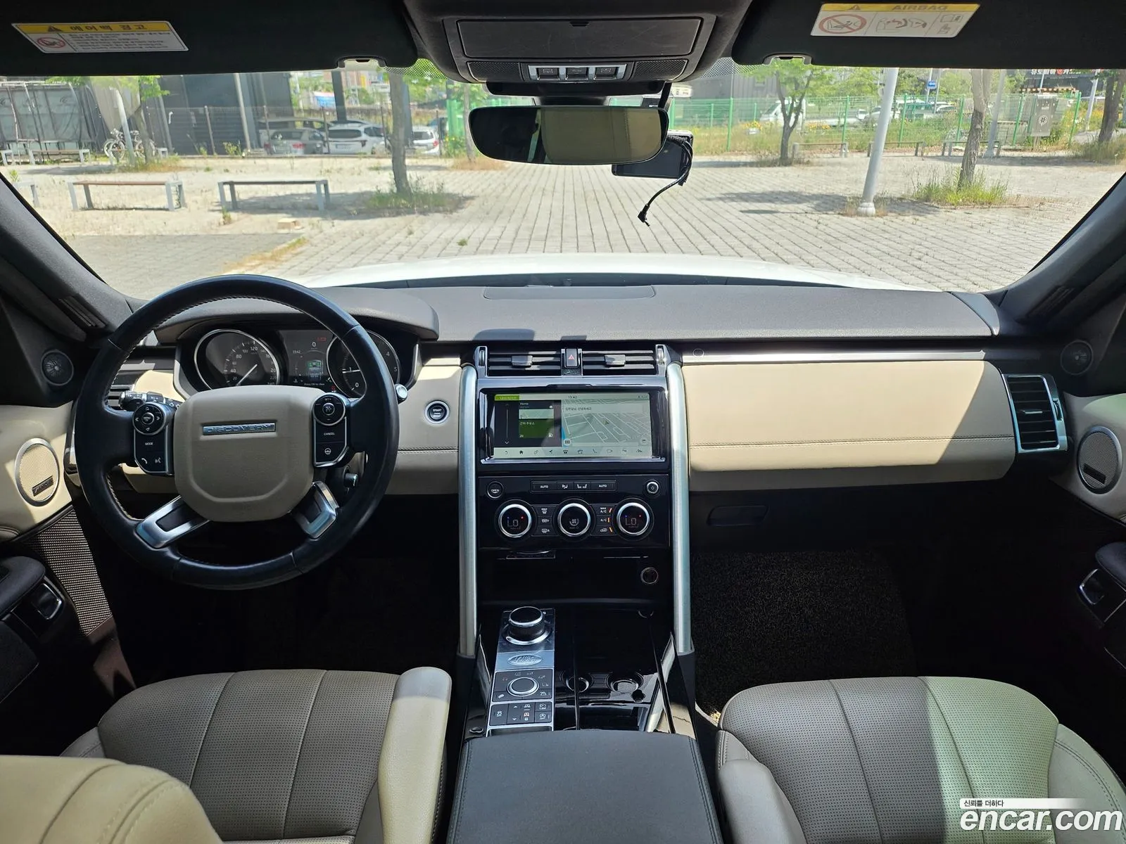 Land Rover Discovery 5 2017 — 7