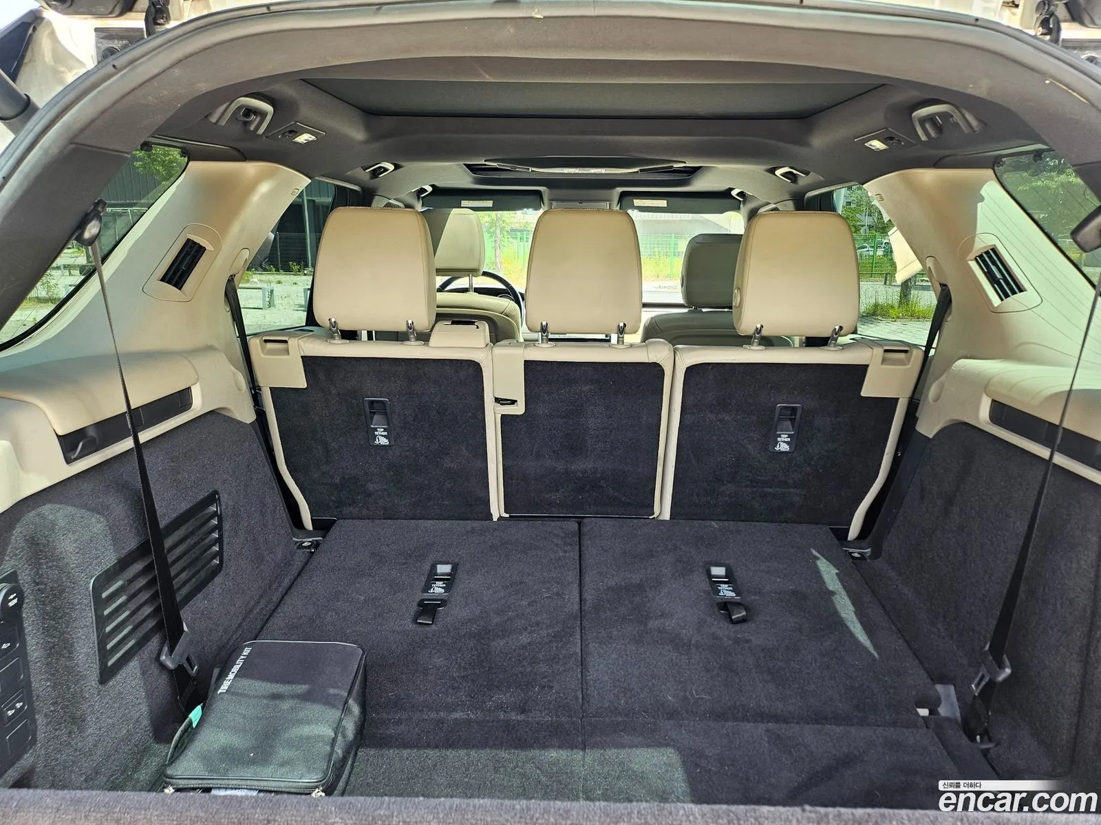 Land Rover Discovery 5 2017 — 2
