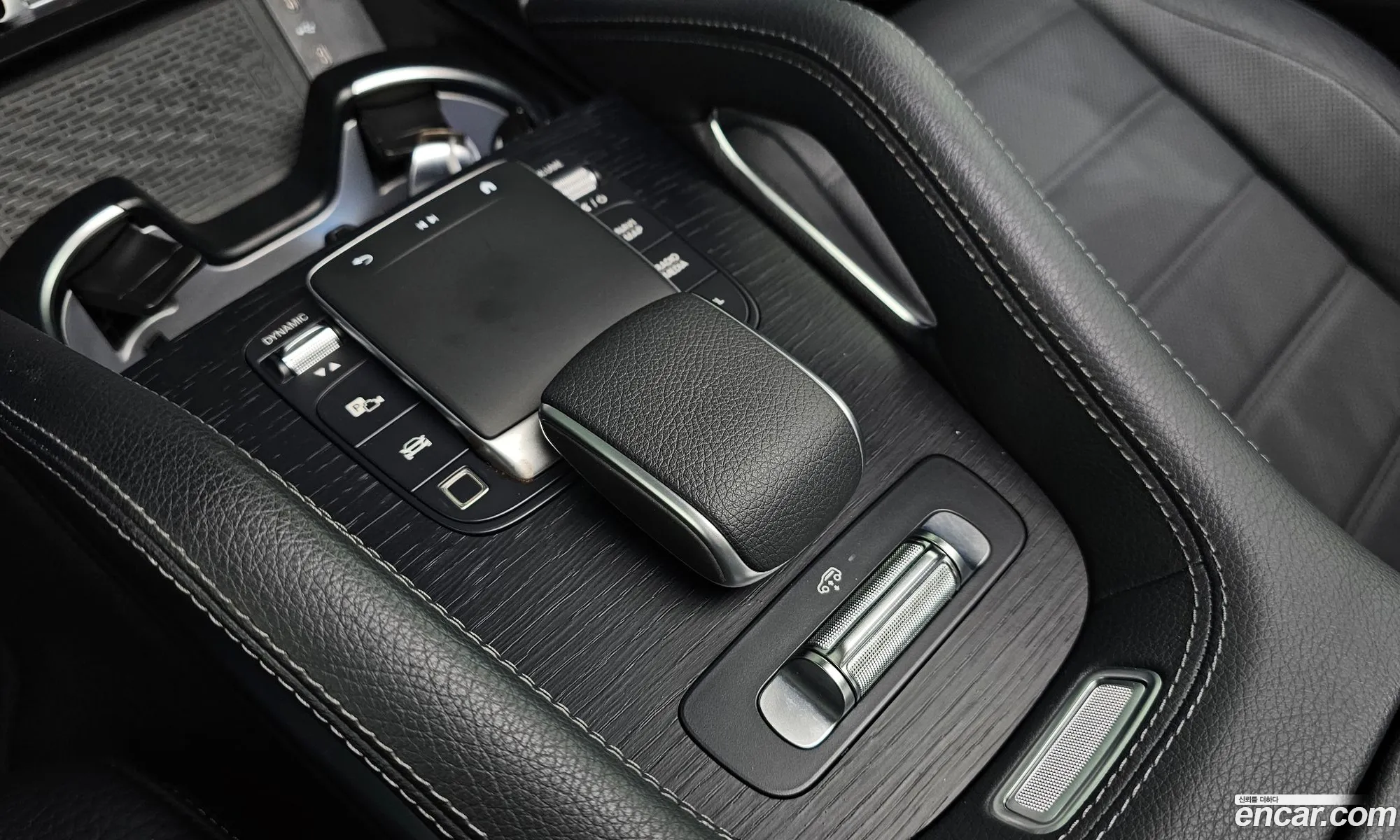 Mercedes-Benz GLE-Class W167 2025 — 24