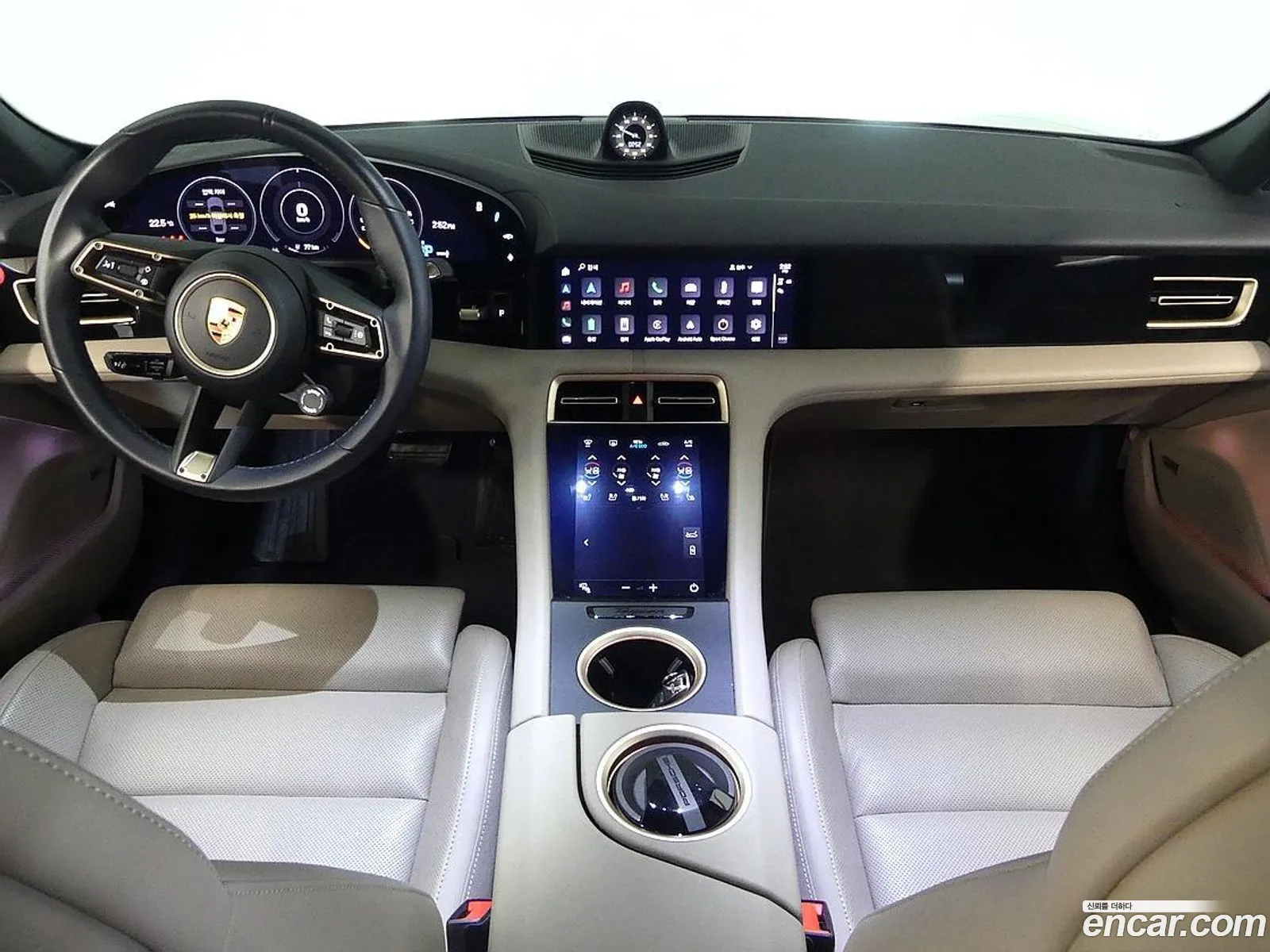 Porsche Taycan 2023 — 13