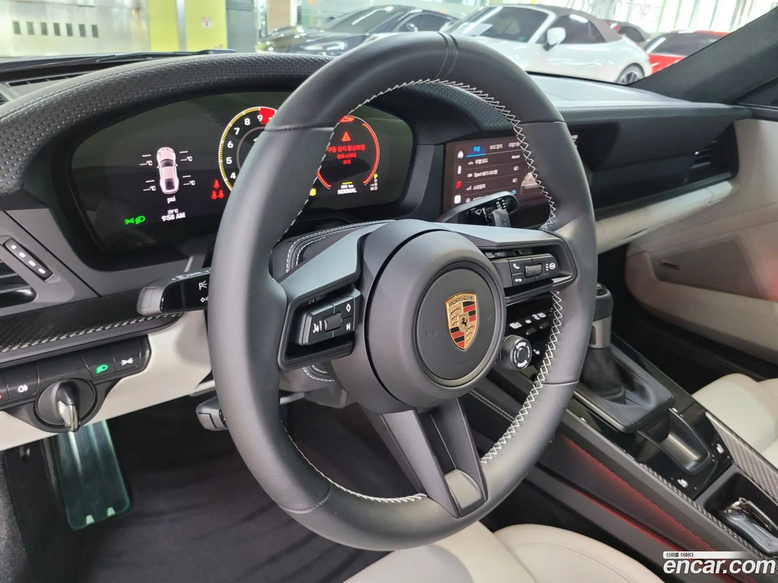 Porsche 911 2025 — 17