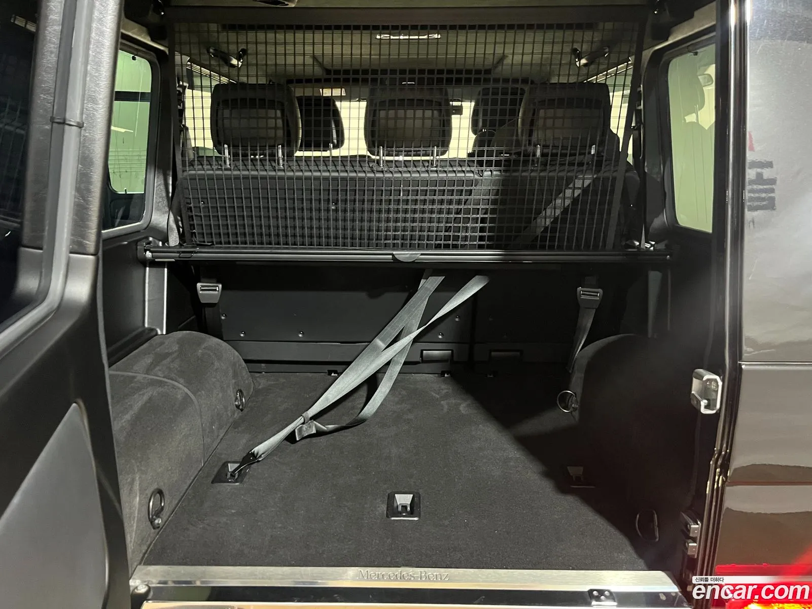 Mercedes-Benz G-Class W463 2017 — 9