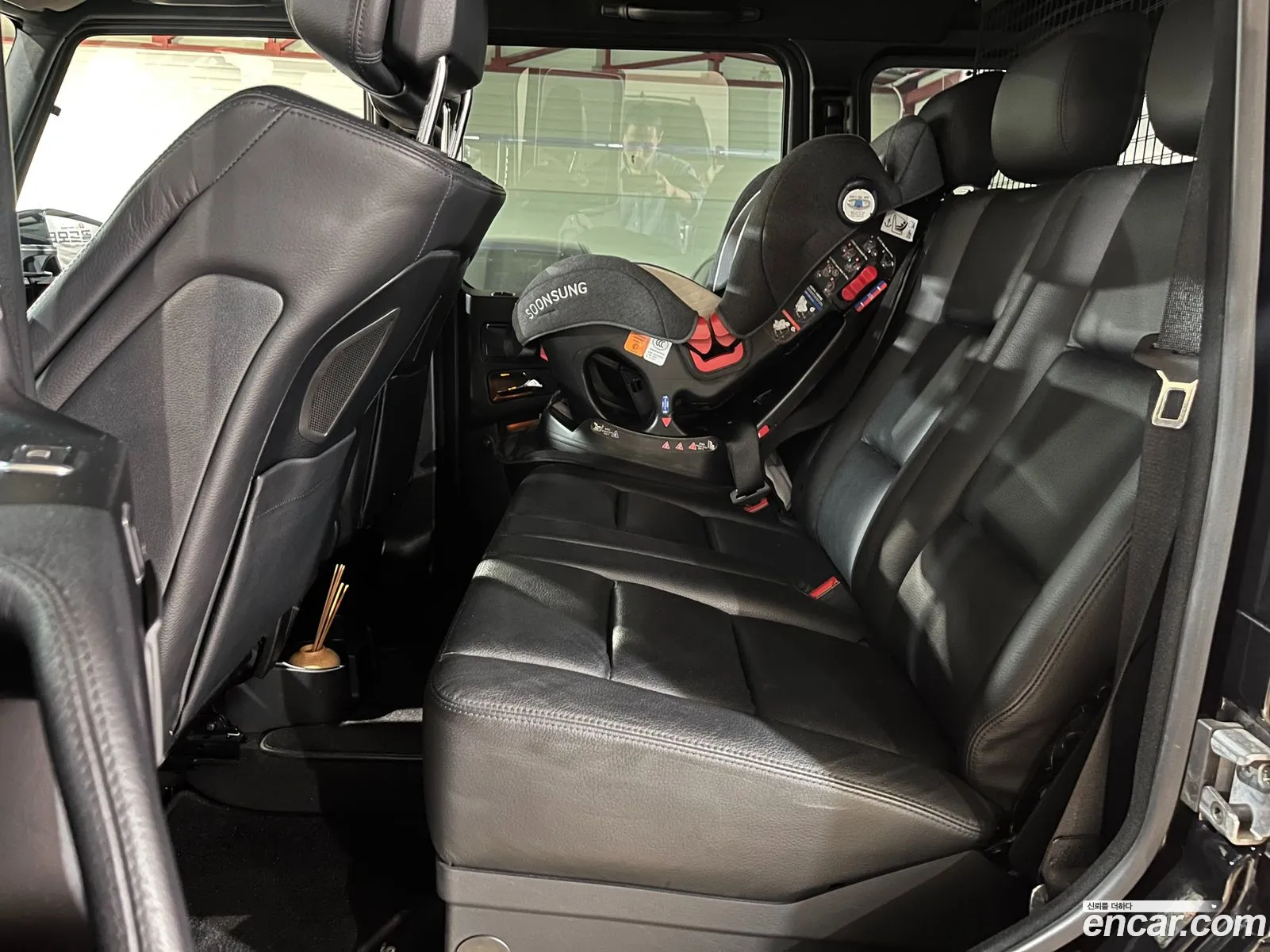Mercedes-Benz G-Class W463 2017 — 12