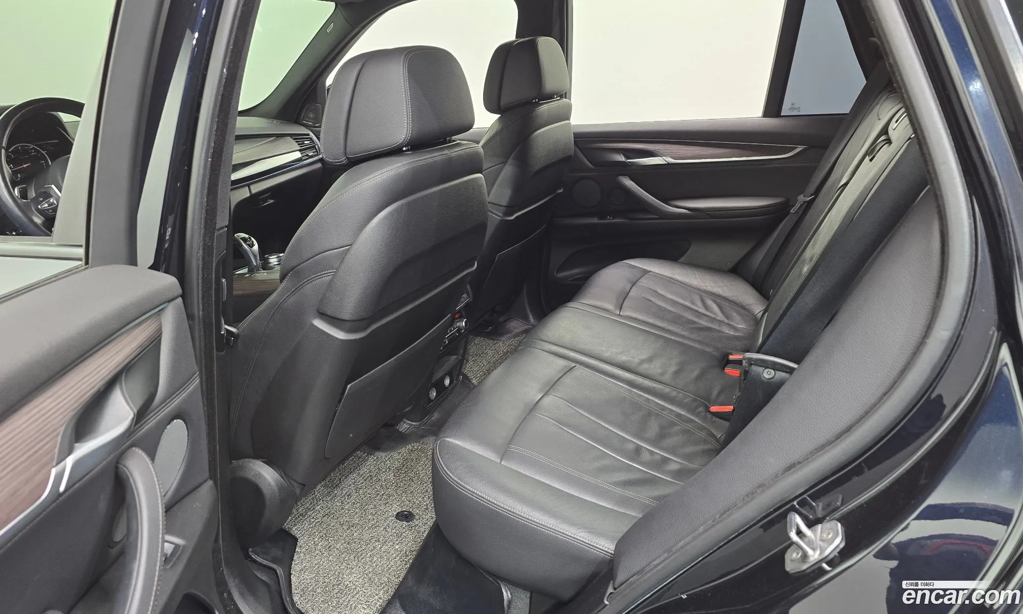 BMW X5 2017 — 7
