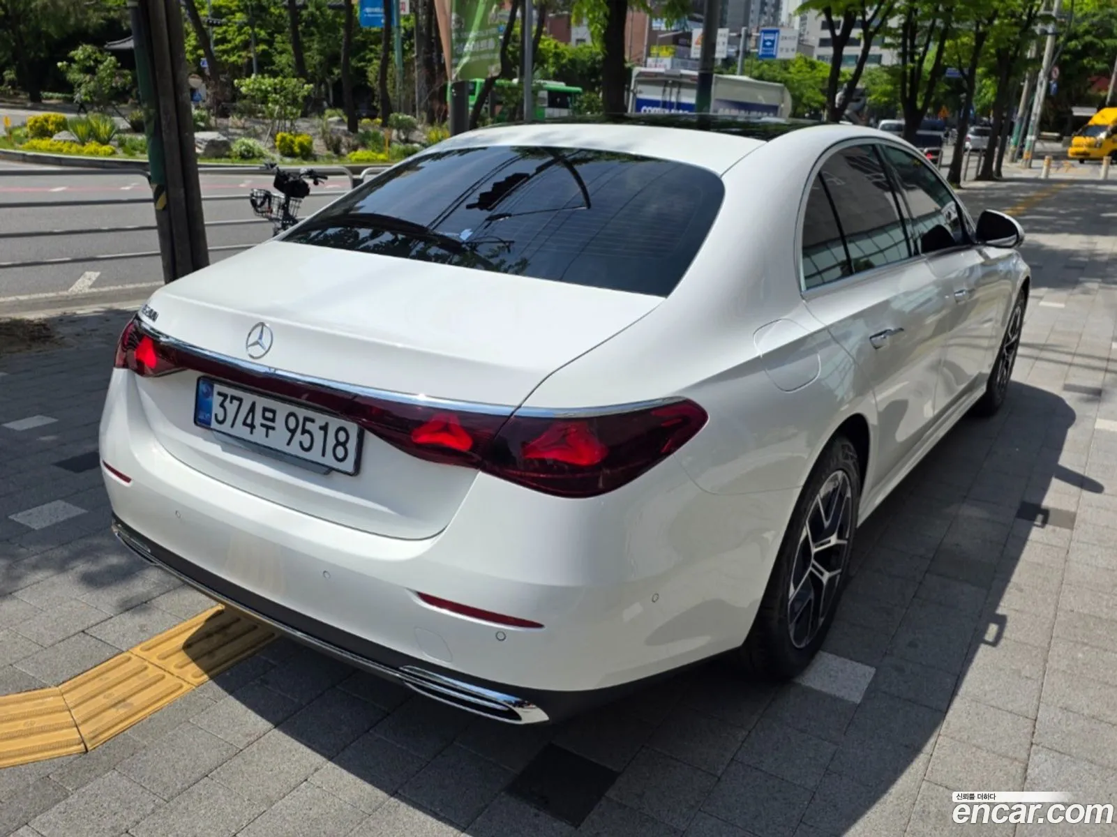 Mercedes-Benz E-Class W214 2026 — 7