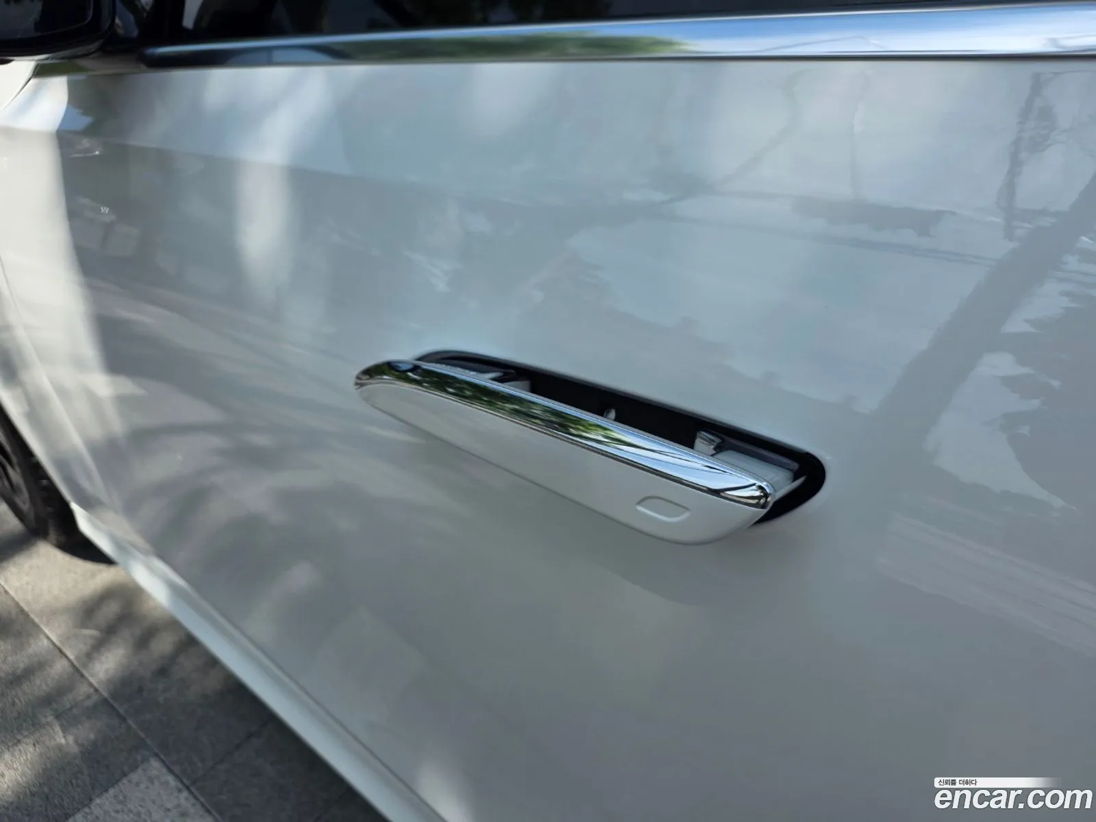 Mercedes-Benz E-Class W214 2026 — 16
