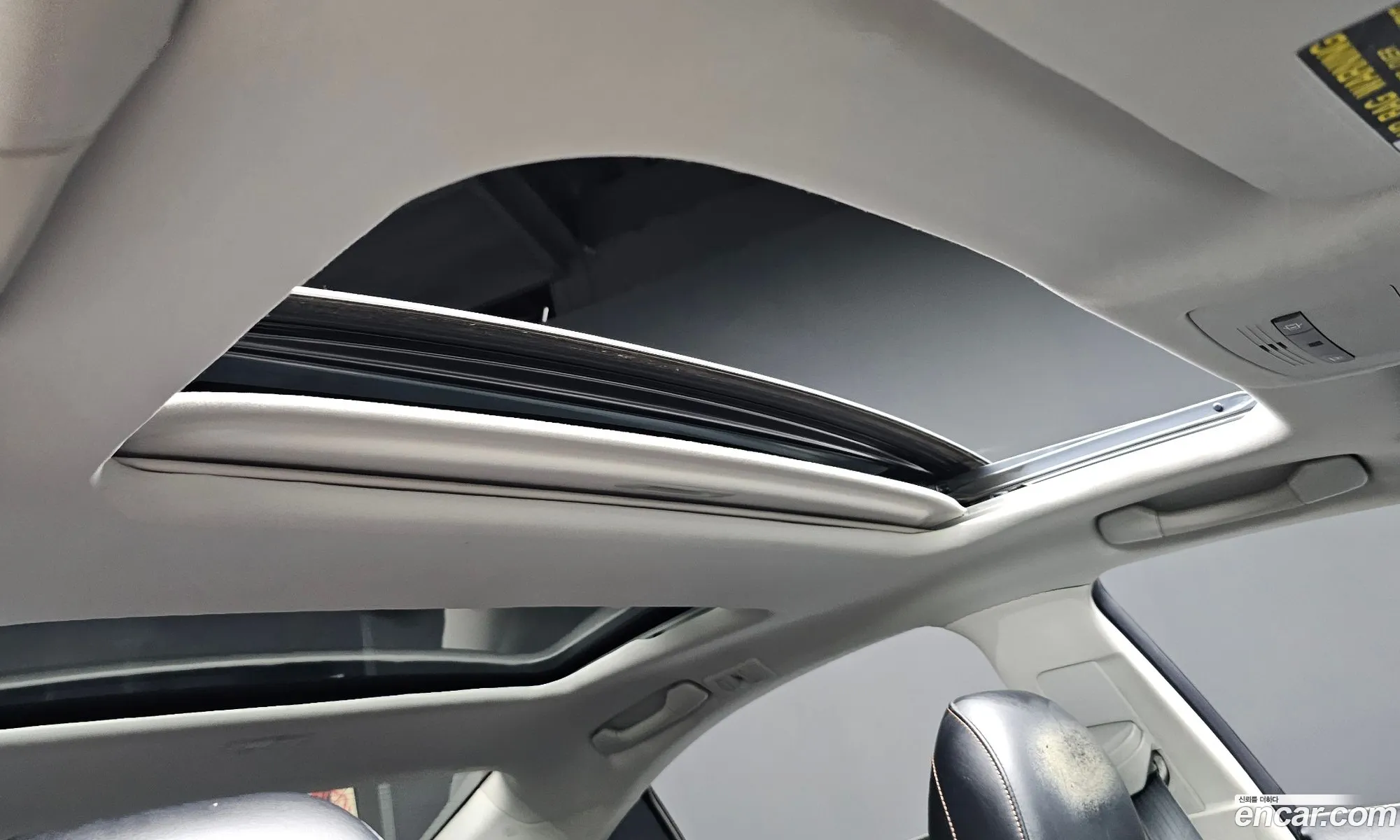Lexus ES350 2012 — 32