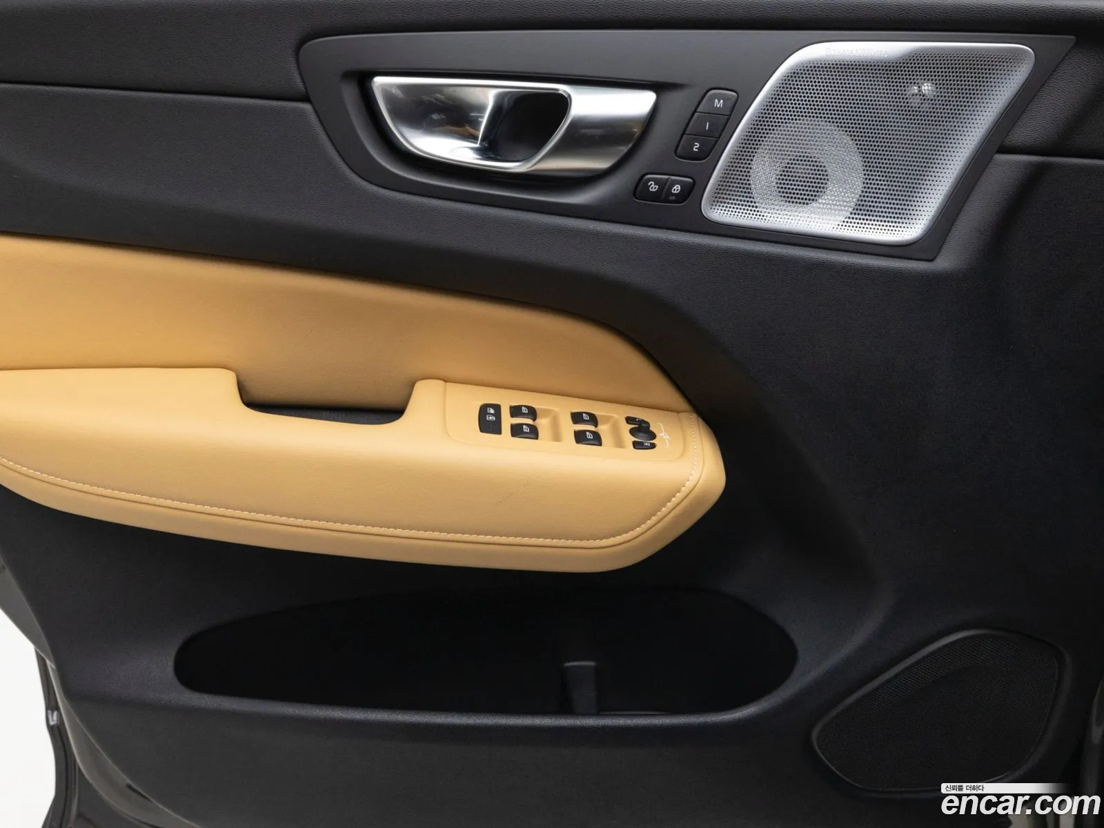 Volvo XC60 2025 — 6