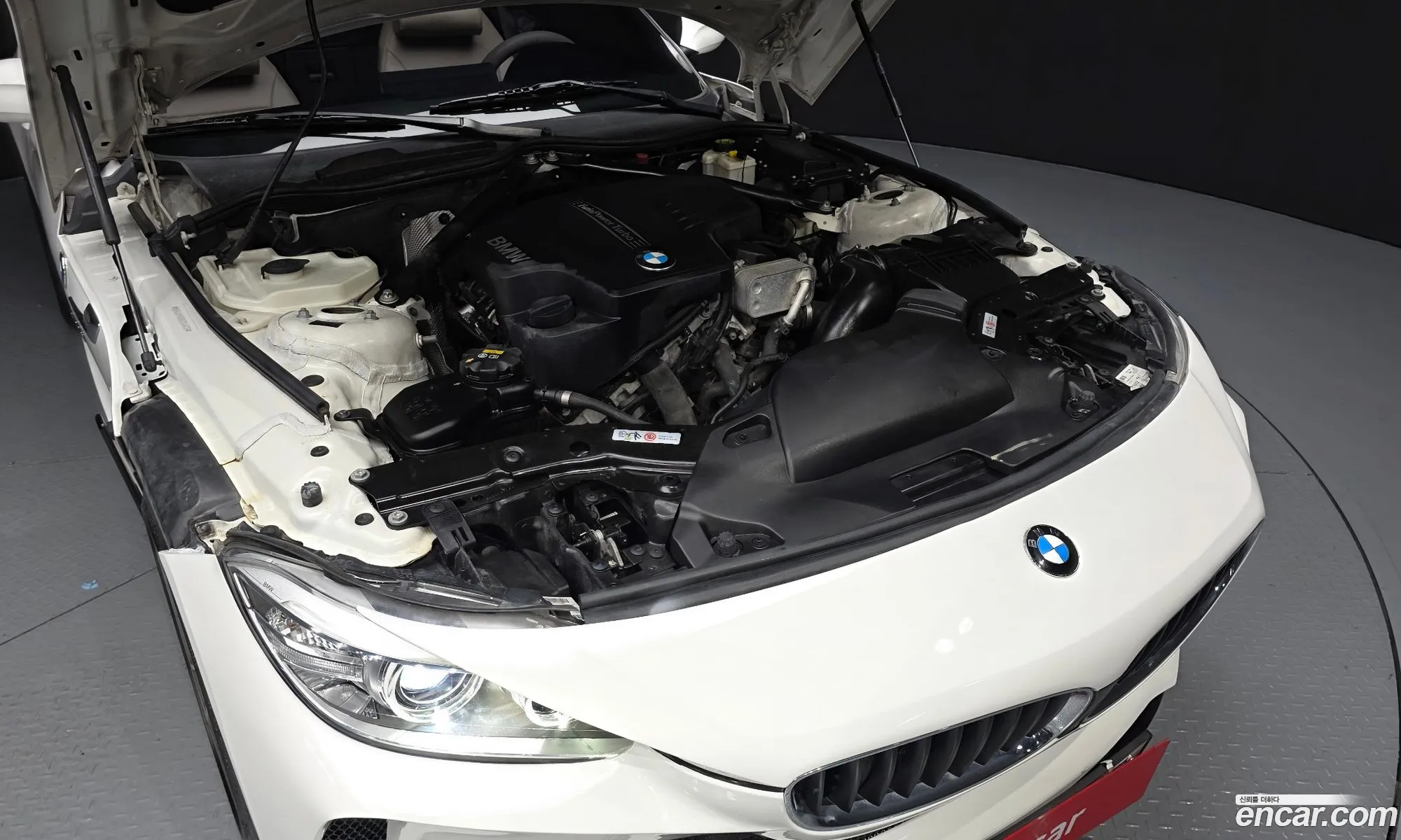 BMW Z4 2016 WBALL5100GJ243423 — 2