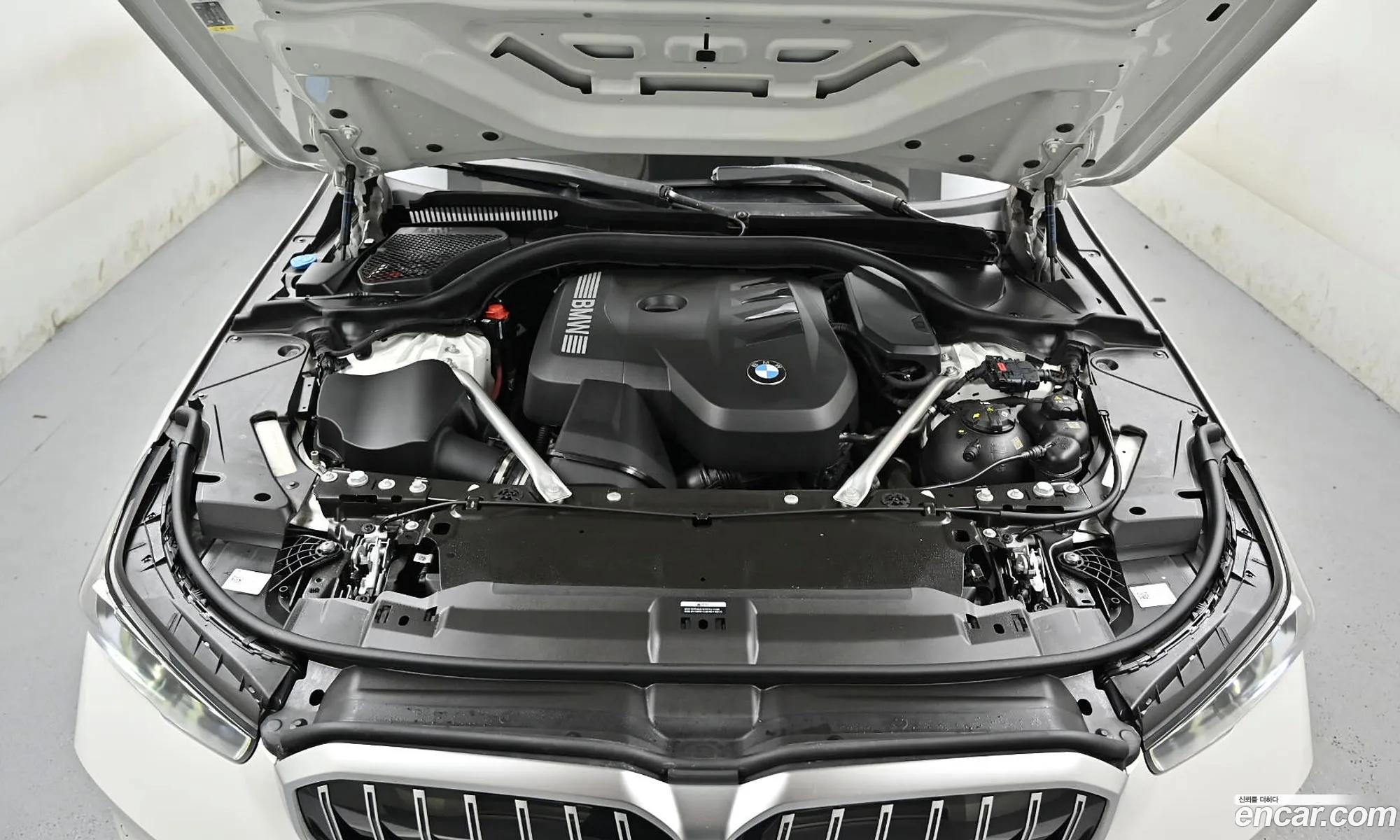 BMW 5 Series 2025 — 6
