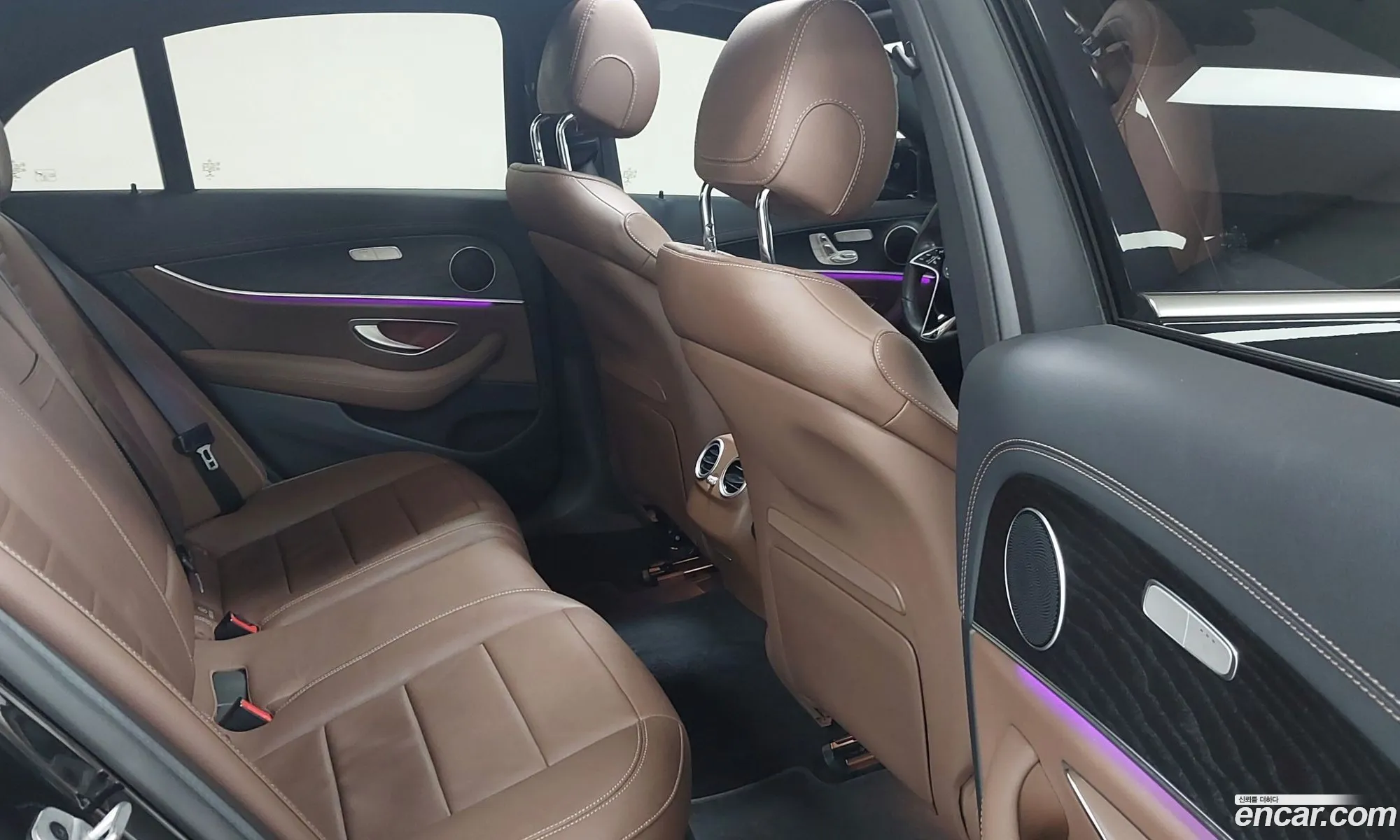 Mercedes-Benz E-Class W213 2023 — 13