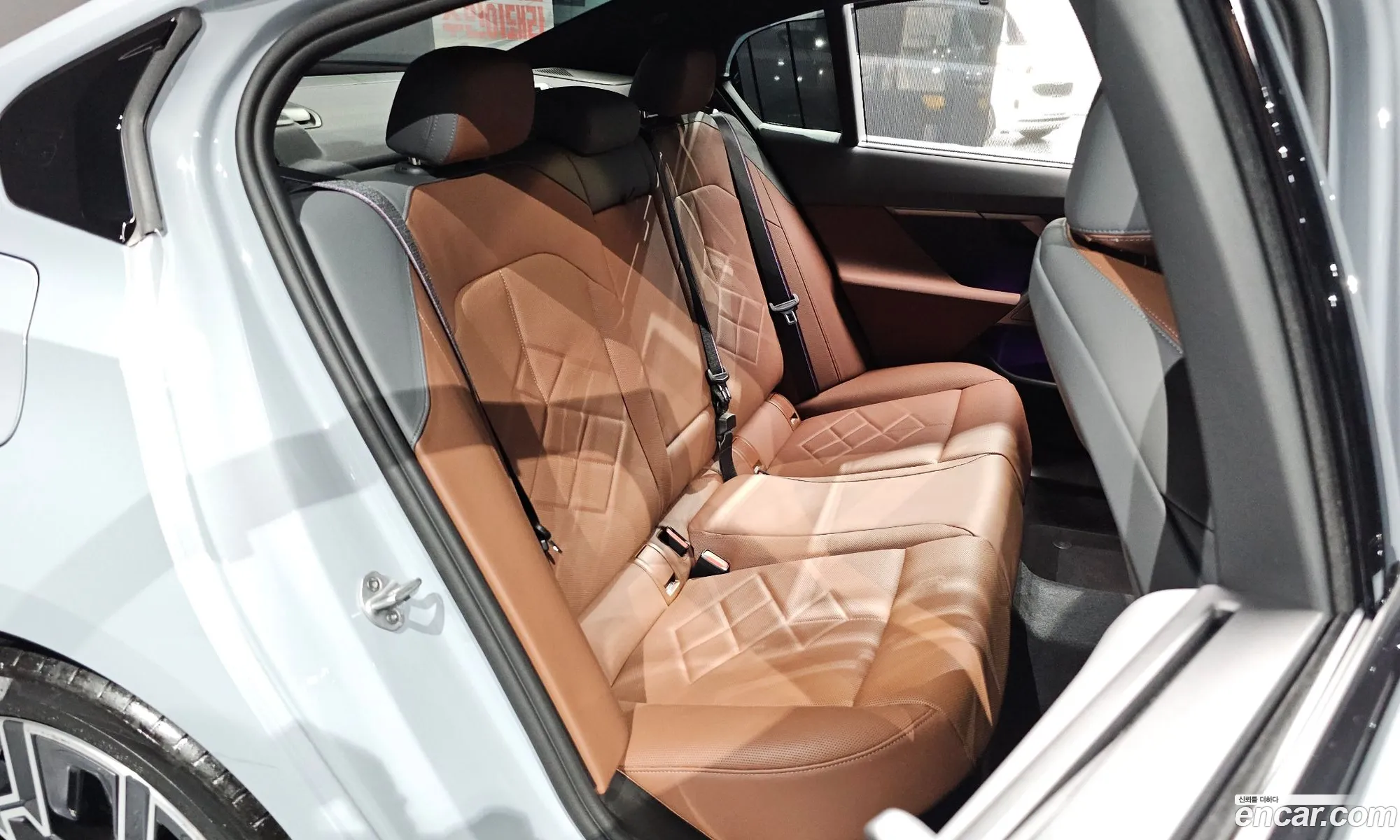 BMW 5 Series 2025 — 12