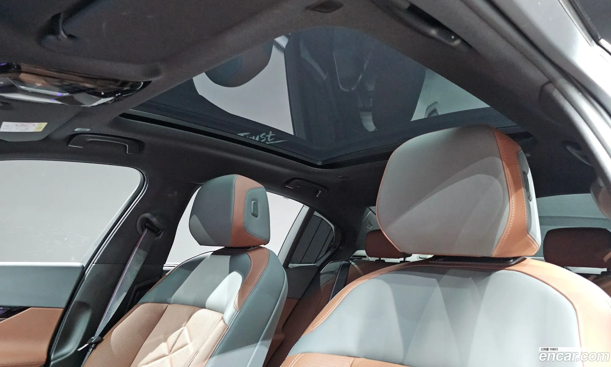 BMW 5 Series 2025 — 18