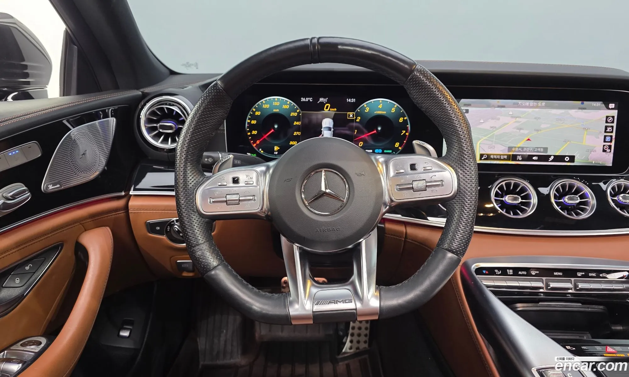 Mercedes-Benz AMG GT 2021 — 26