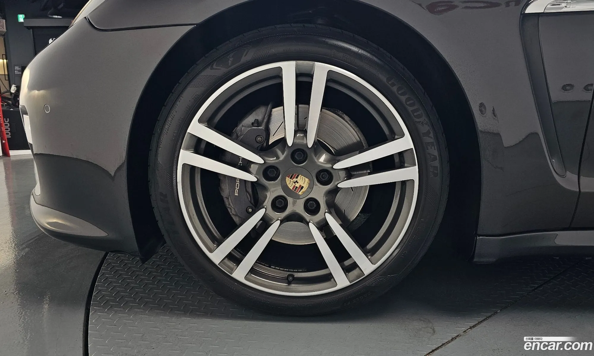 Porsche Panamera 2012 WP0AA2977CL015966 — 17