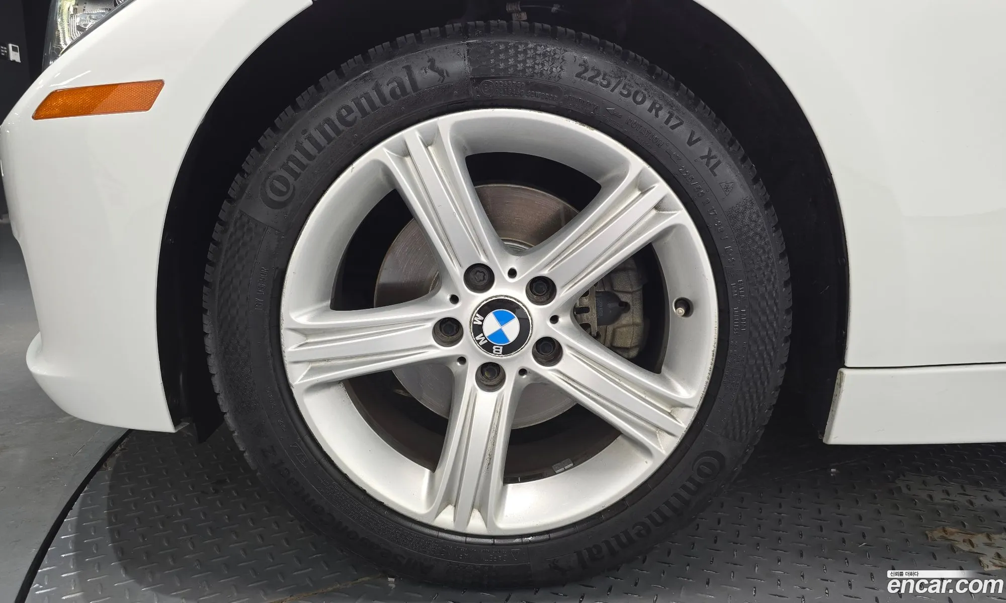 BMW 3 Series 2013 WBA3D310XDF252582 — 16