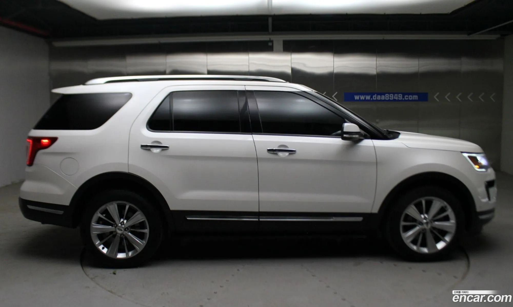 Ford Explorer 2018 — 12