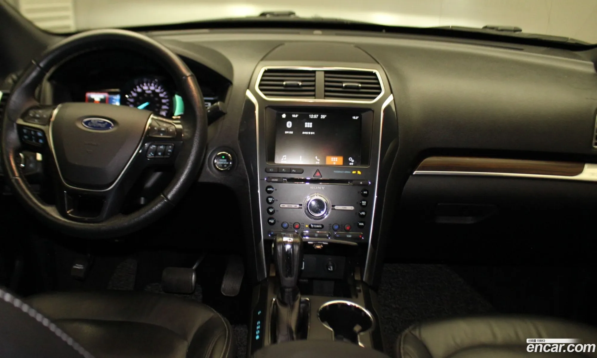 Ford Explorer 2018 — 13