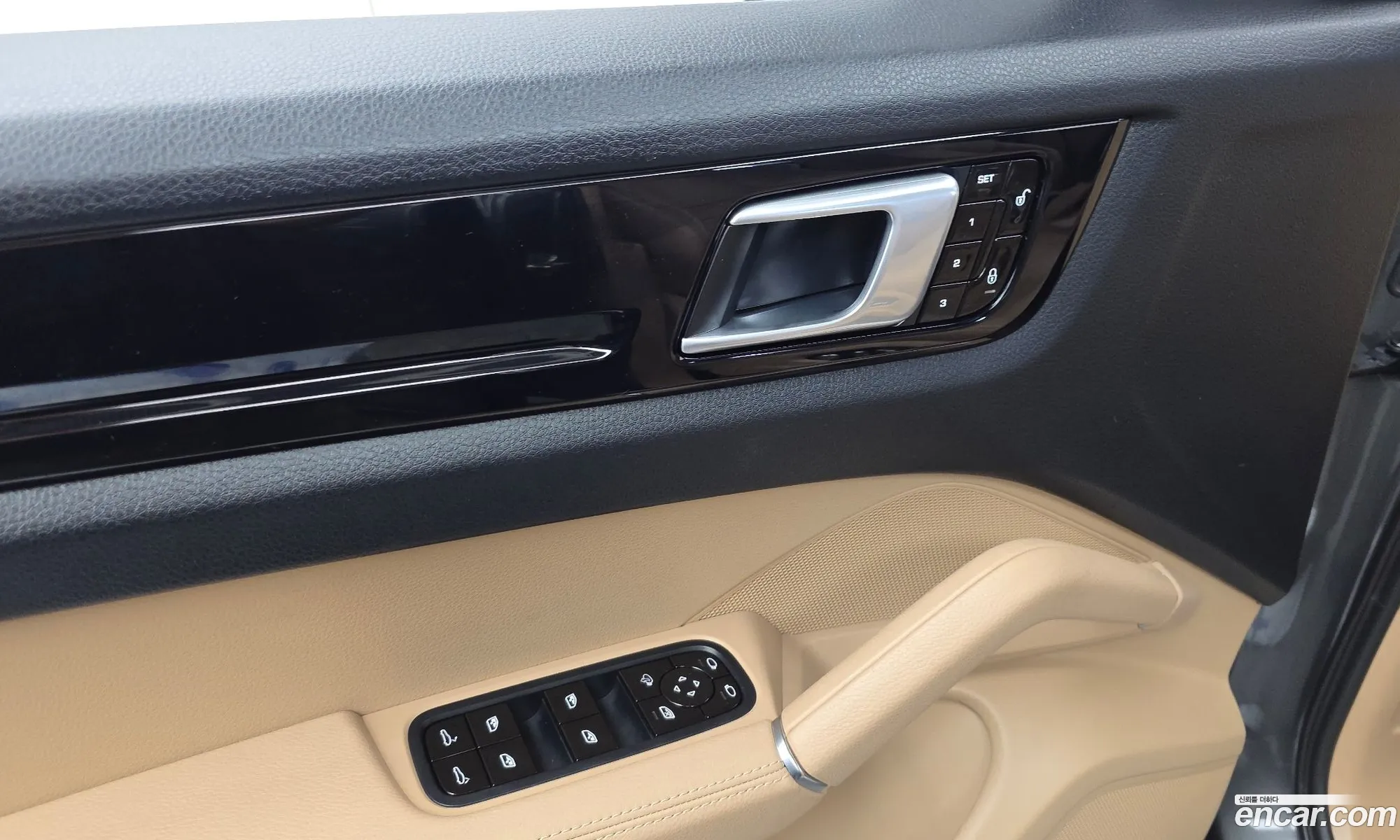 Porsche Cayenne 2019 WP1AA29YXKDA23964 — 16