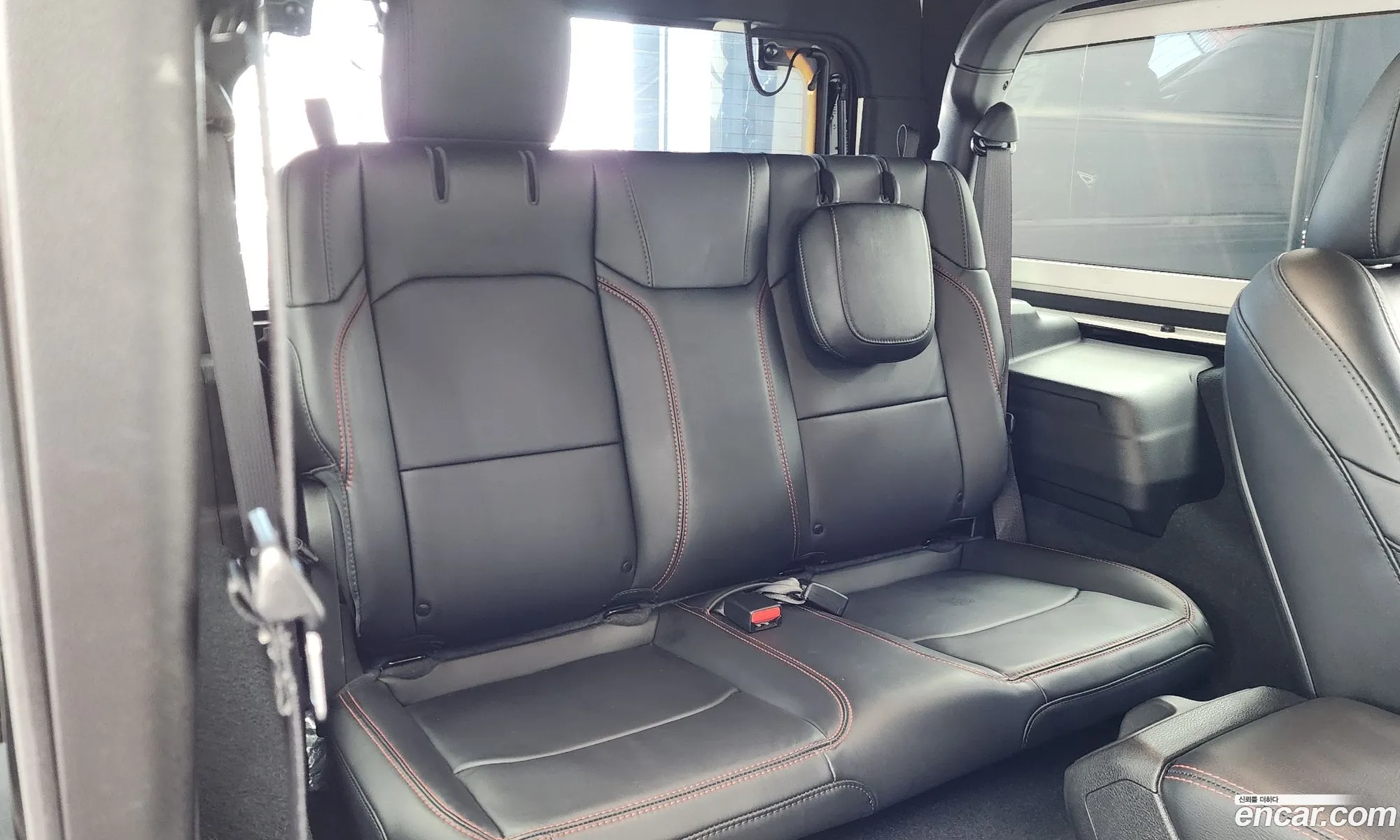 Jeep Wrangler 2024 — 6