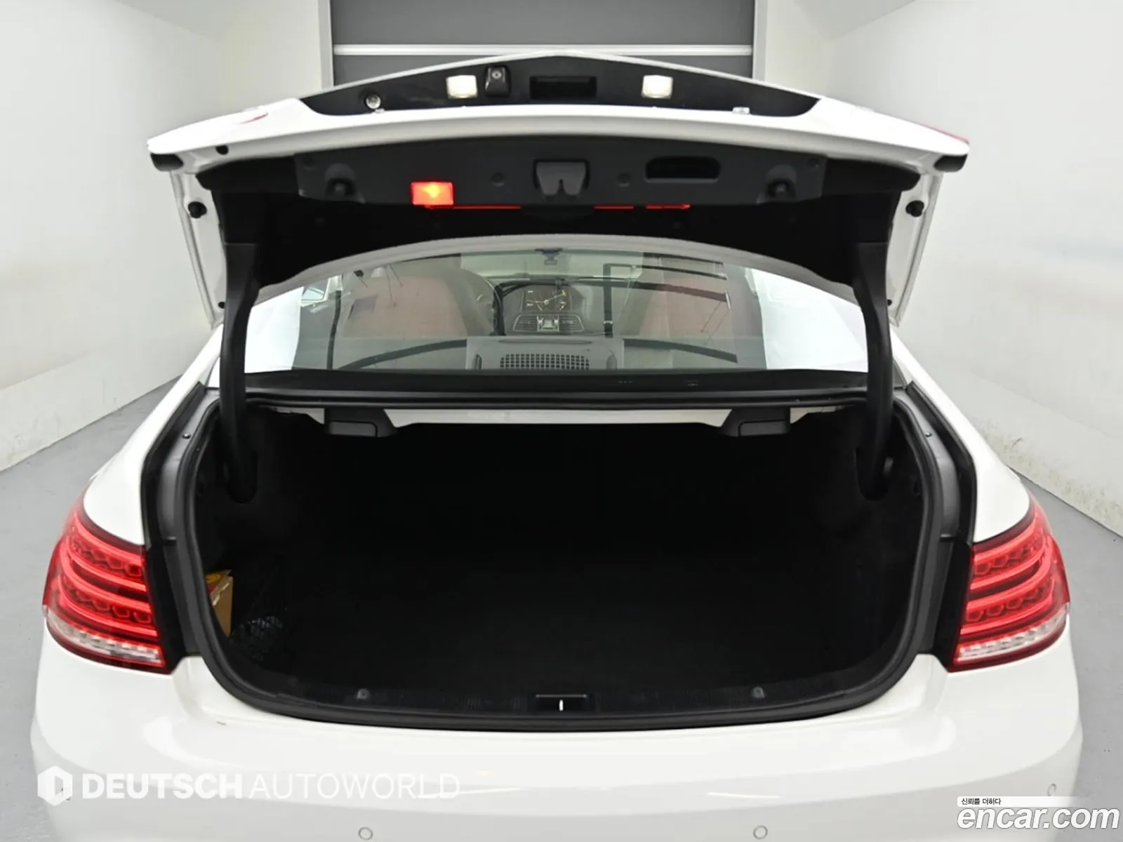 Mercedes-Benz E-Class W212 2014 — 8