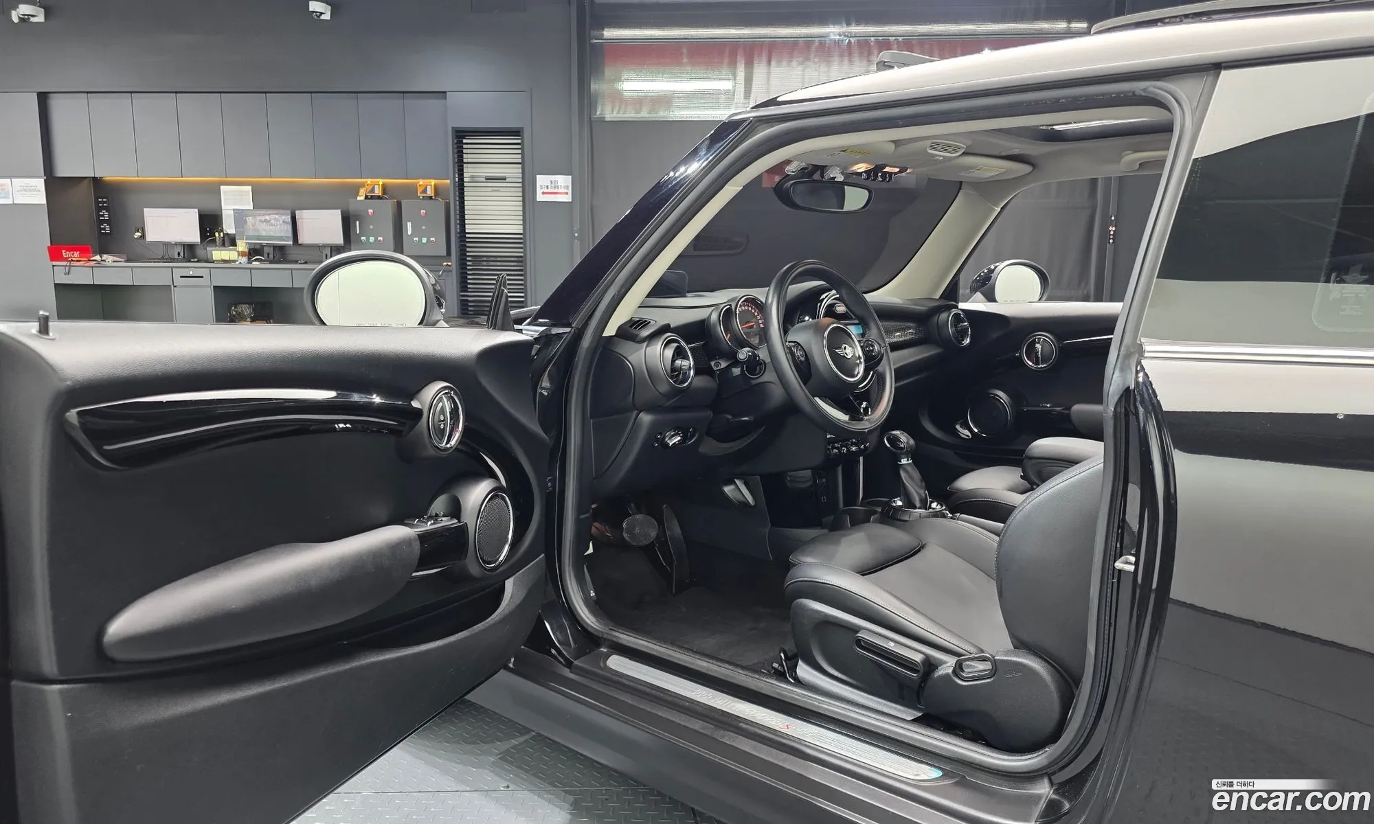 Mini Cooper S 2016 WMWXP7109GT878243 — 23