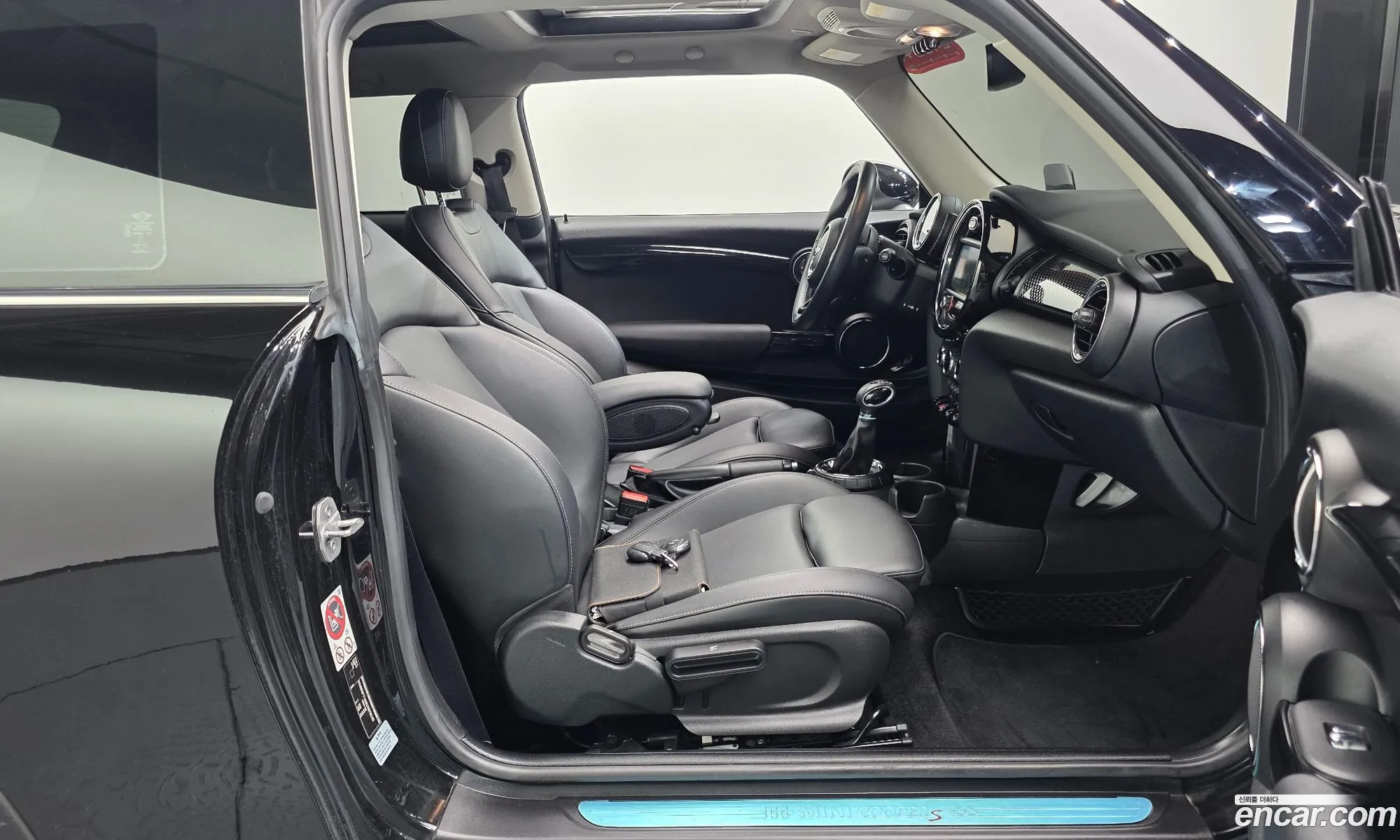 Mini Cooper S 2016 WMWXP7109GT878243 — 30