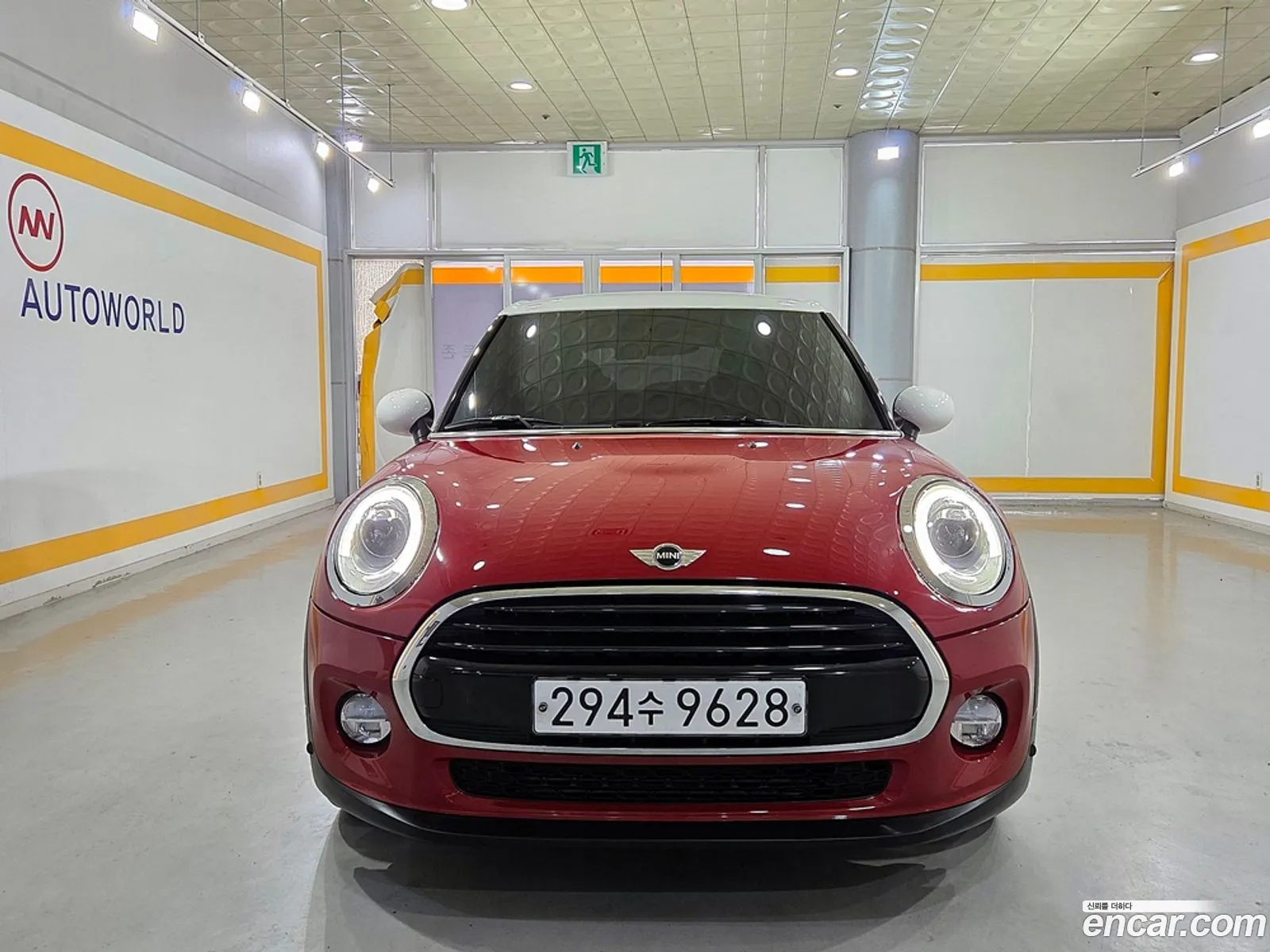 Mini Cooper 2018 — 16