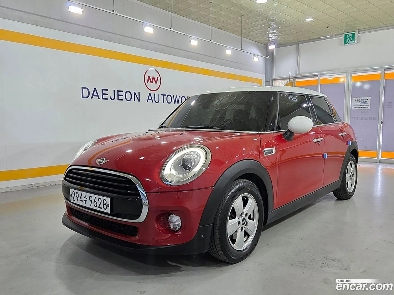 Mini Cooper 2018 — 12