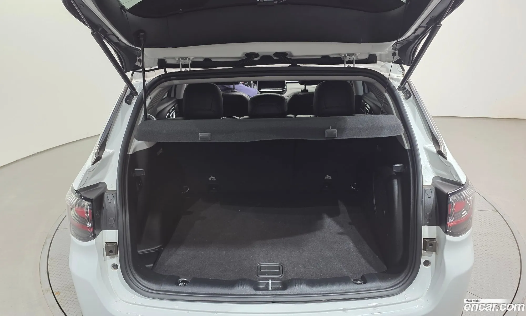 Jeep Compass 2022 3C4NJDCB6NT179128 — 12