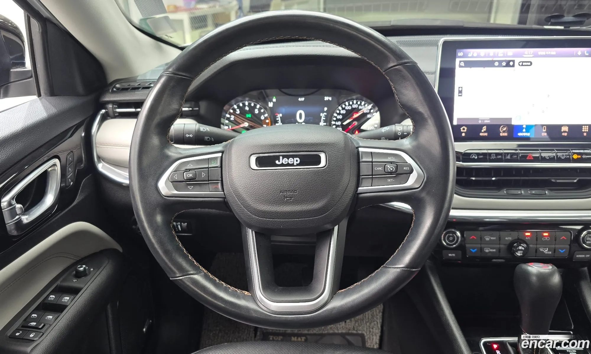 Jeep Compass 2022 3C4NJDCB6NT179128 — 2