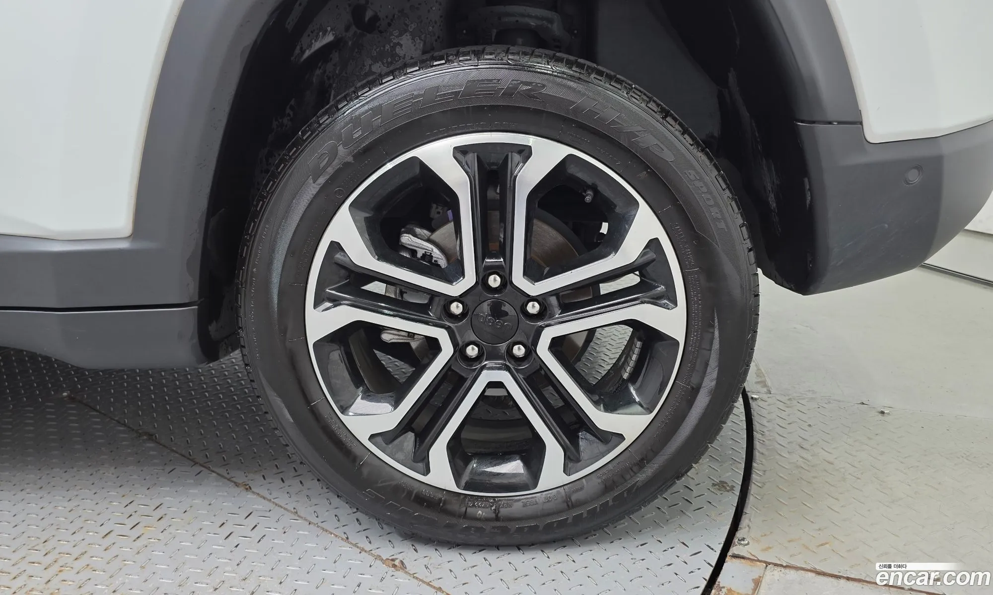 Jeep Compass 2022 3C4NJDCB6NT179128 — 14