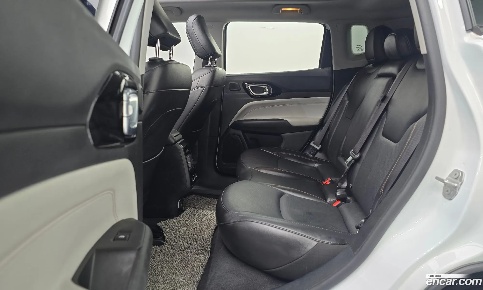 Jeep Compass 2022 3C4NJDCB6NT179128 — 19