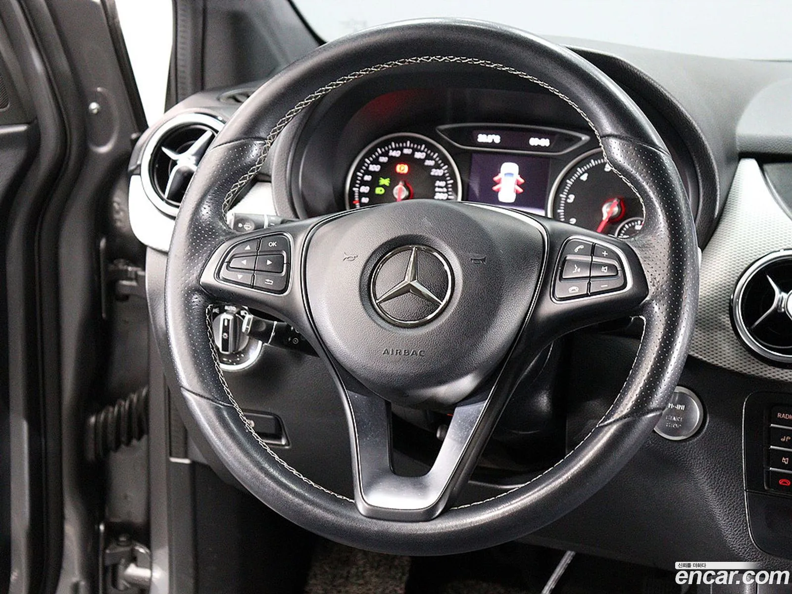 Mercedes-Benz B-Class W246 2018 — 2