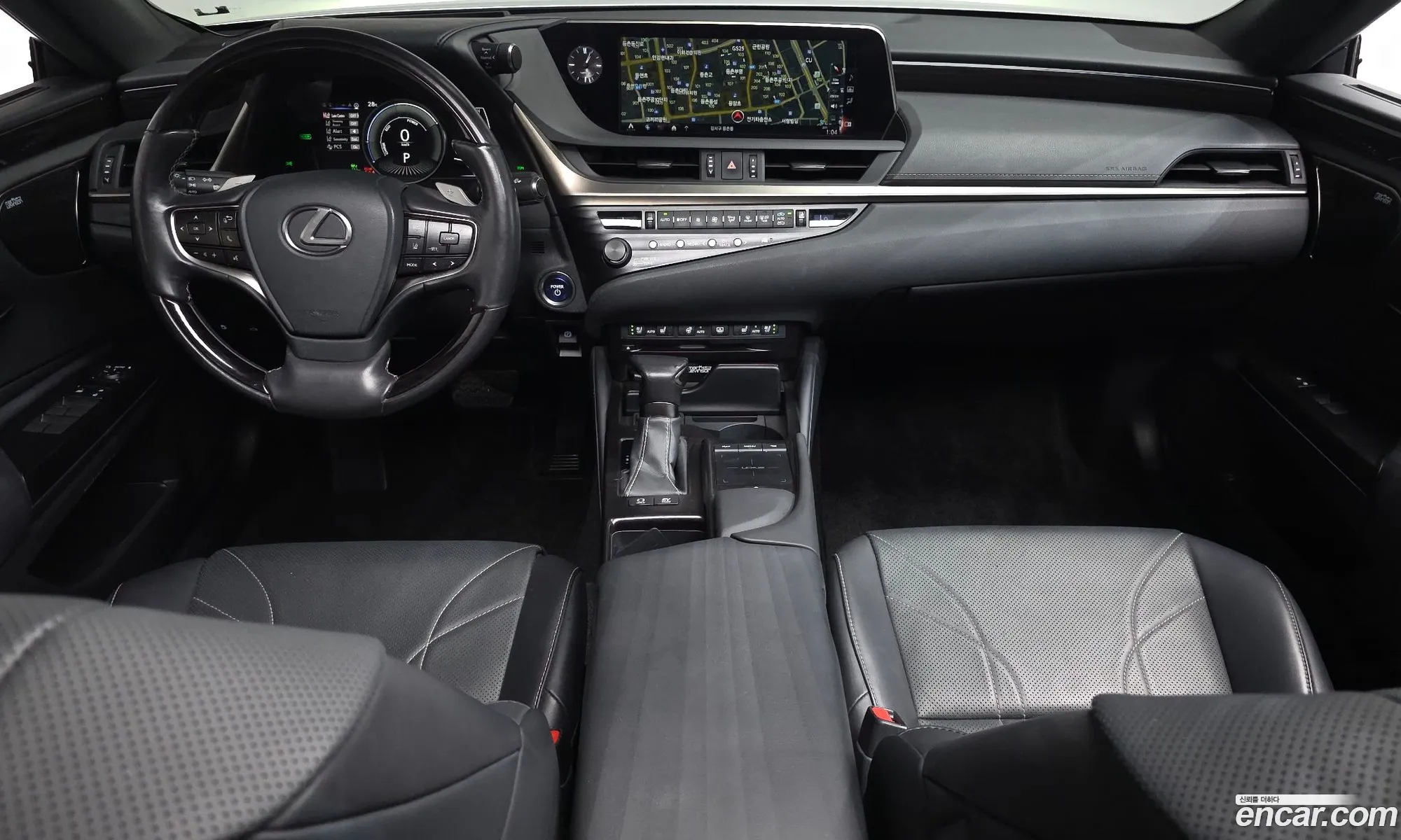 Lexus ES300h 7th Gen 2019 — 33