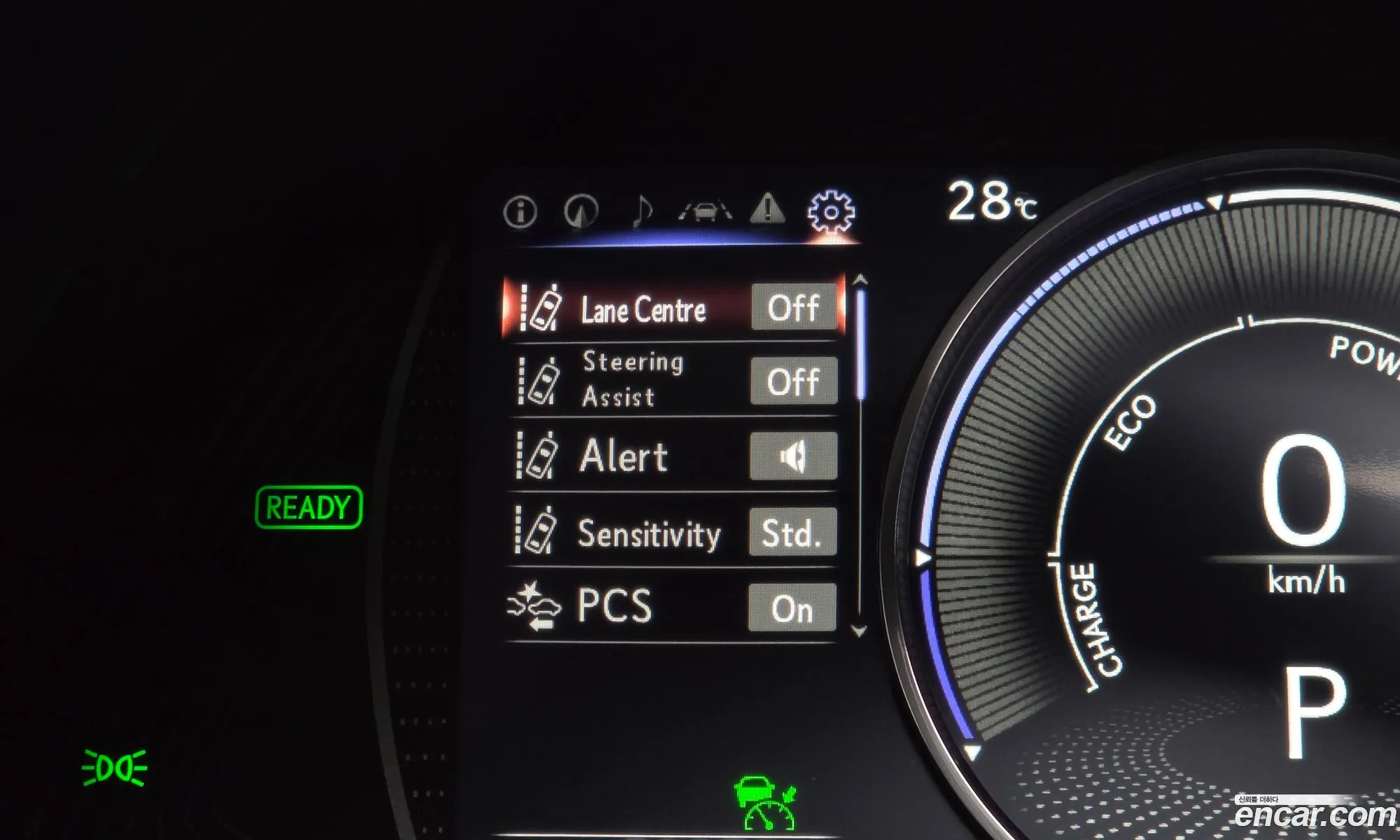 Lexus ES300h 7th Gen 2019 — 10